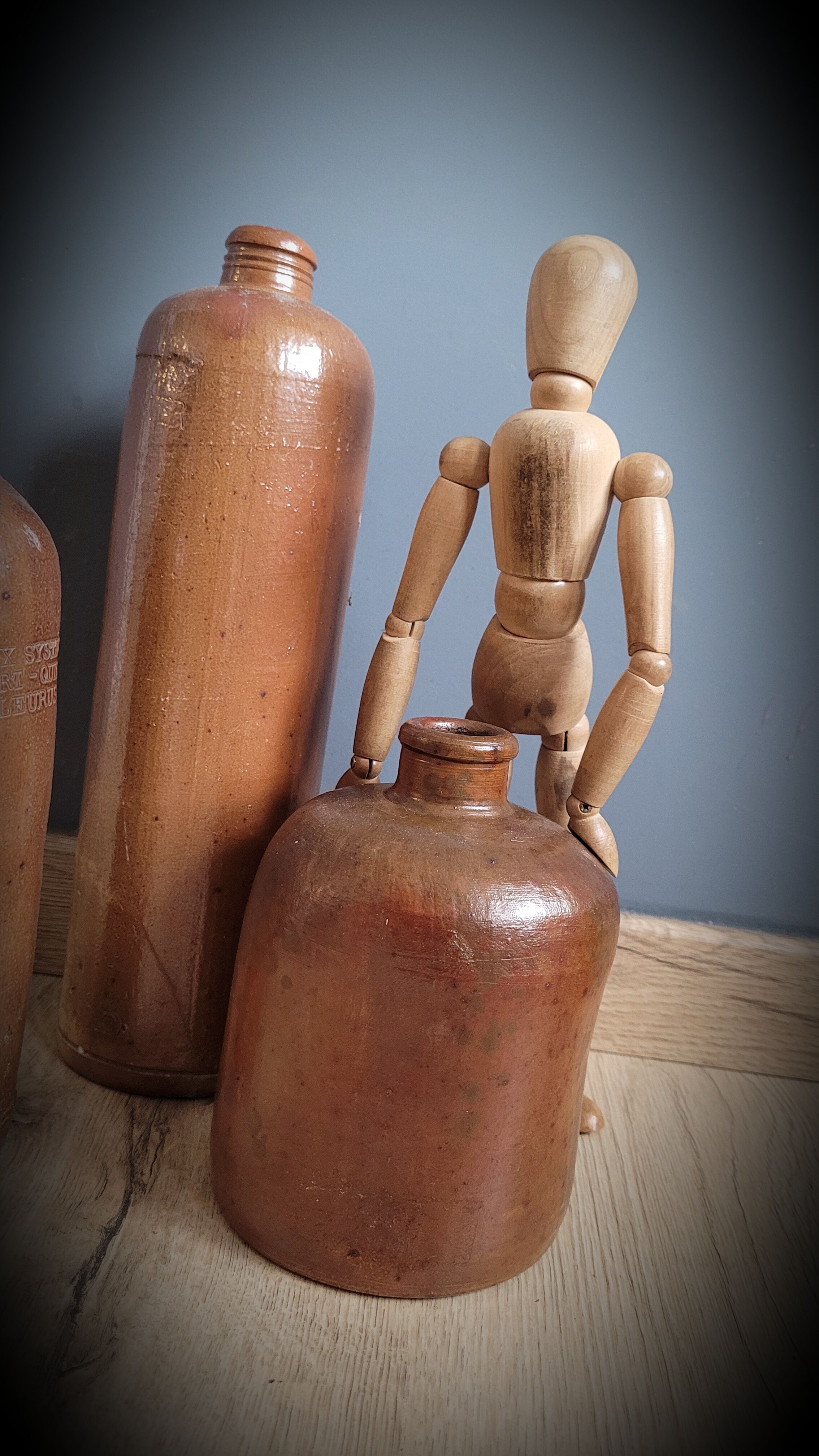 Trio brown sandstone mismatched