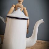 White enamelled coffee maker