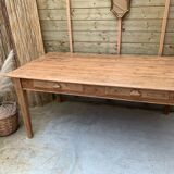 Farm table