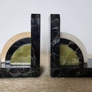 Art Deco pair of bookends in marble and green onyx – 1930s-1950s