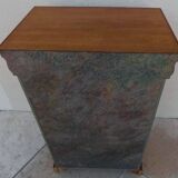Louis Philippe style chest of drawers with 5 drawers and brass buttons – Very good condition