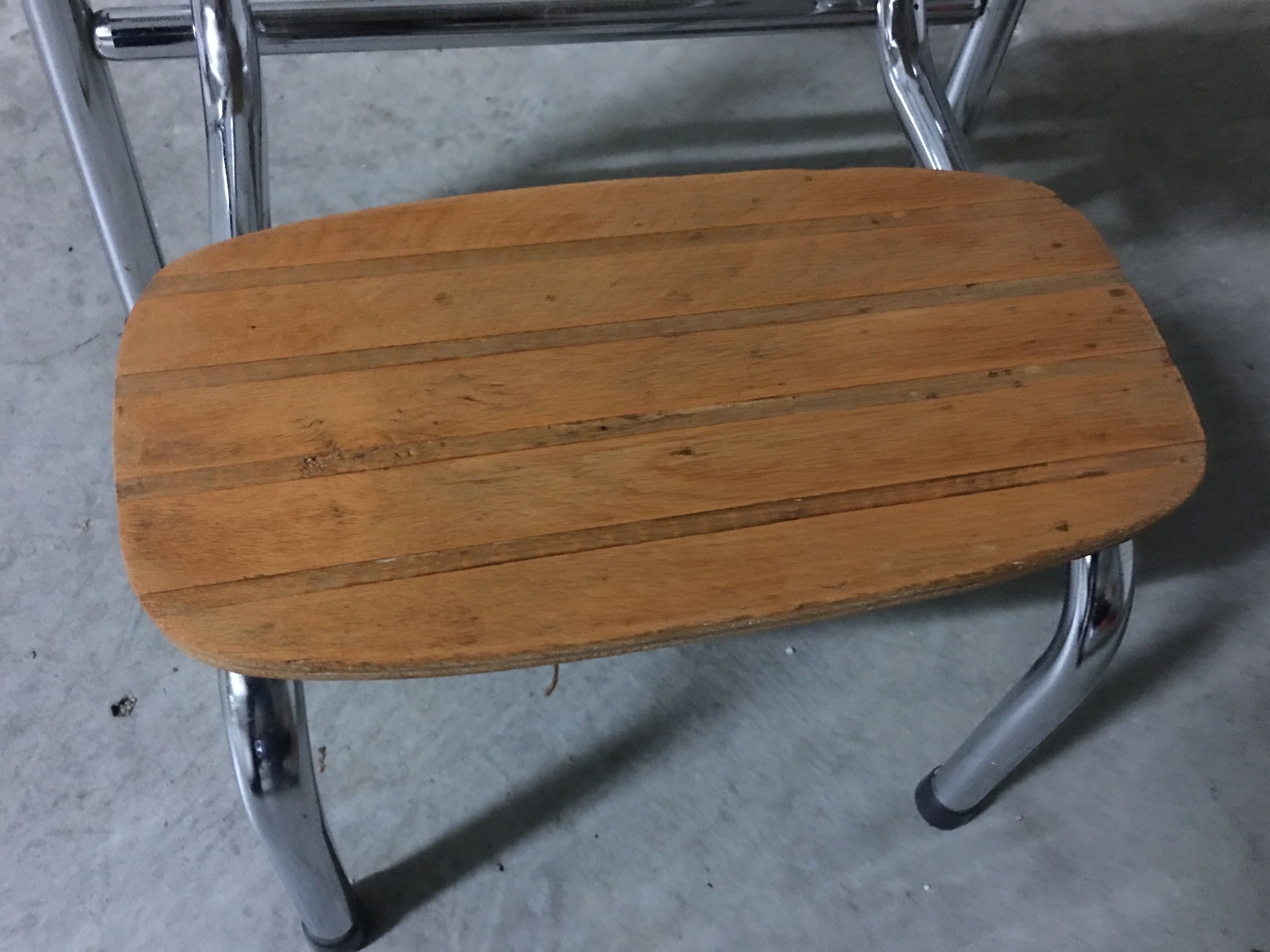 Tabouret marche-pied en formica années 70