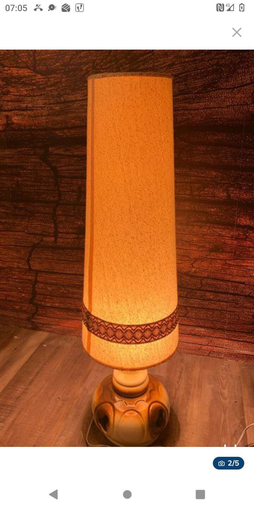 Lampe a poser au sol FAT LAVA
