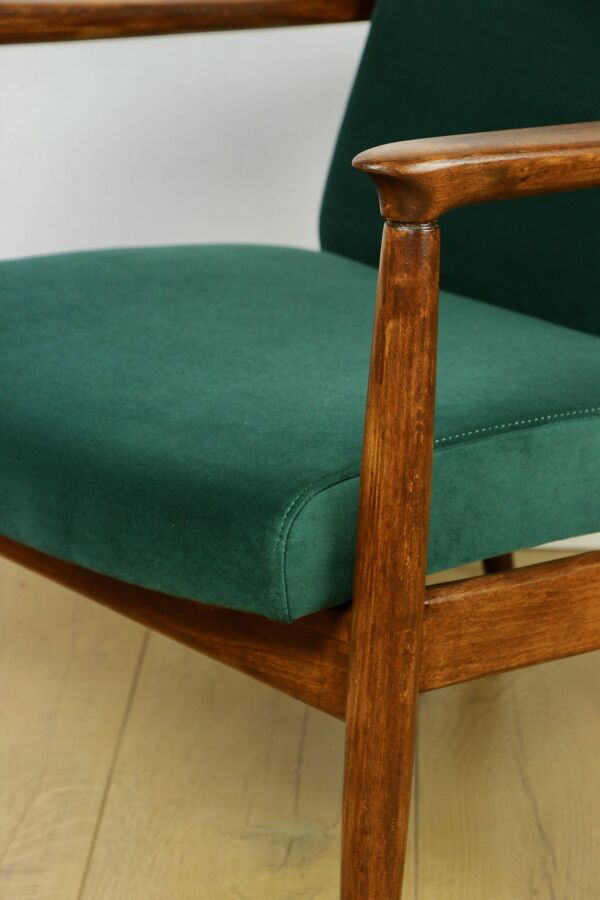 Fauteuil GFM-64, design Edmund Homa des années 70, velours vert - Jade 500 - 2 pièces disponibles