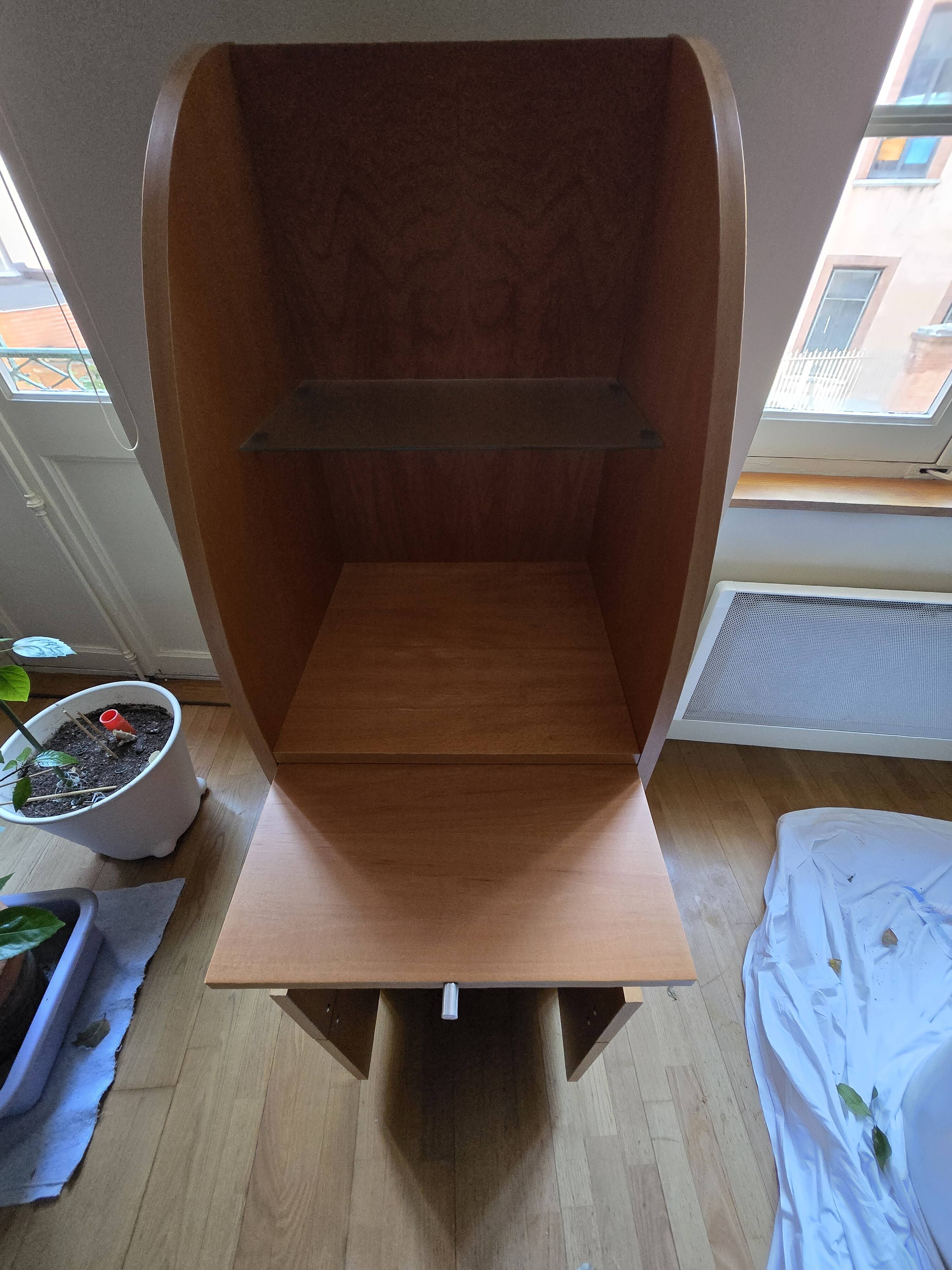 Secretary argus habitat