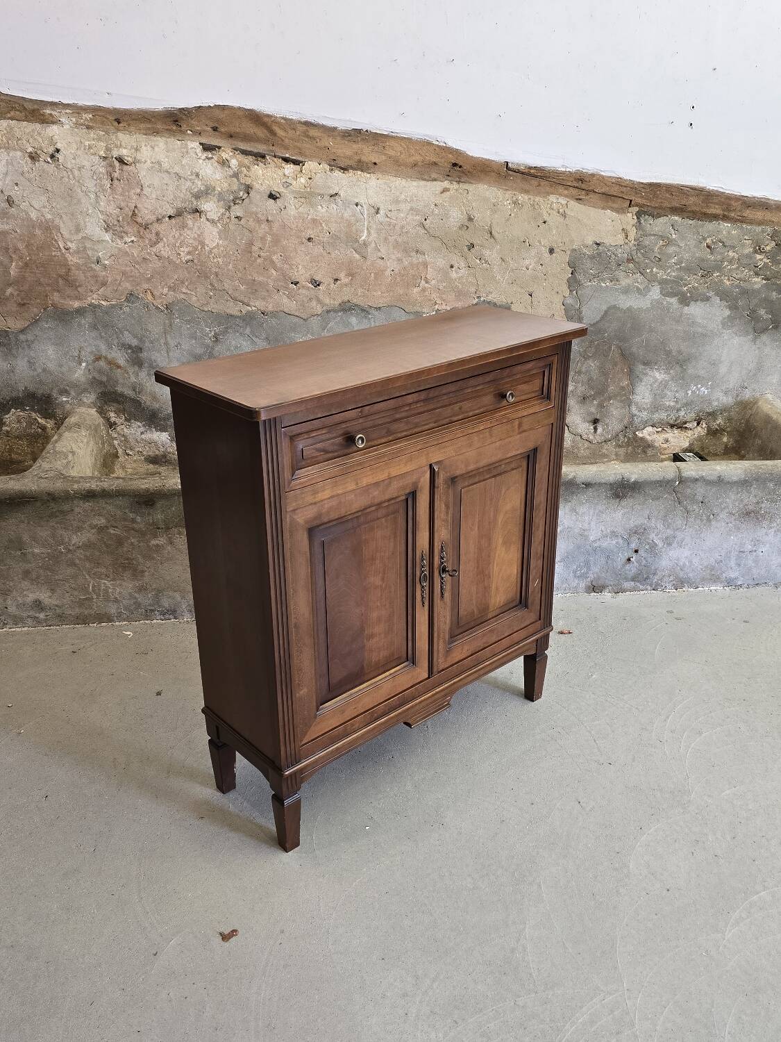Small Parisian cherry wood buffet cabinet