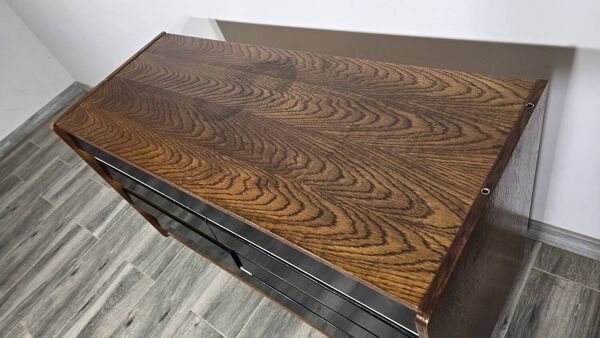 Buffet de Jiri Jiroutek pour Interior Prague, années 1960
