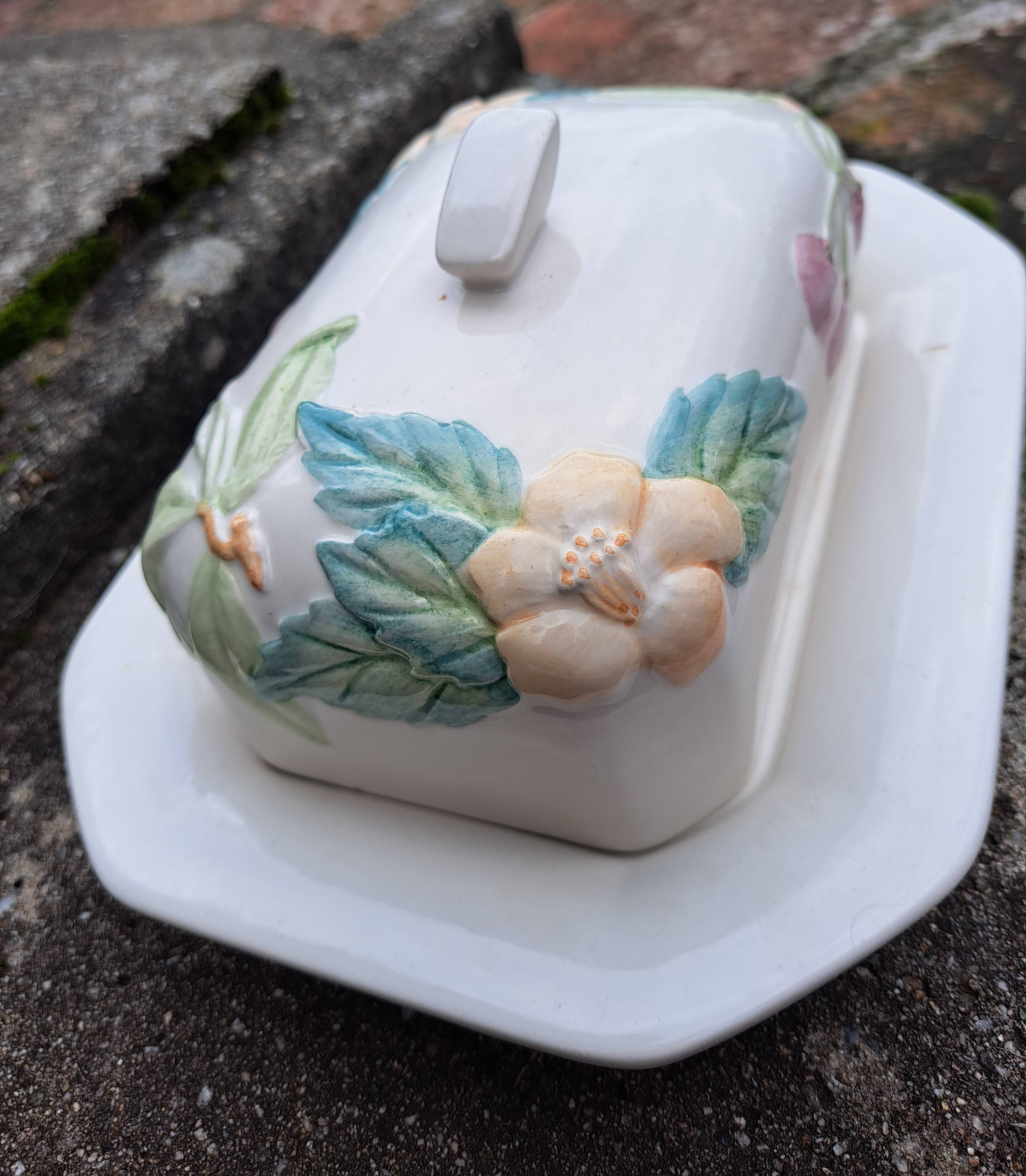 Flowered porcelain butter dish