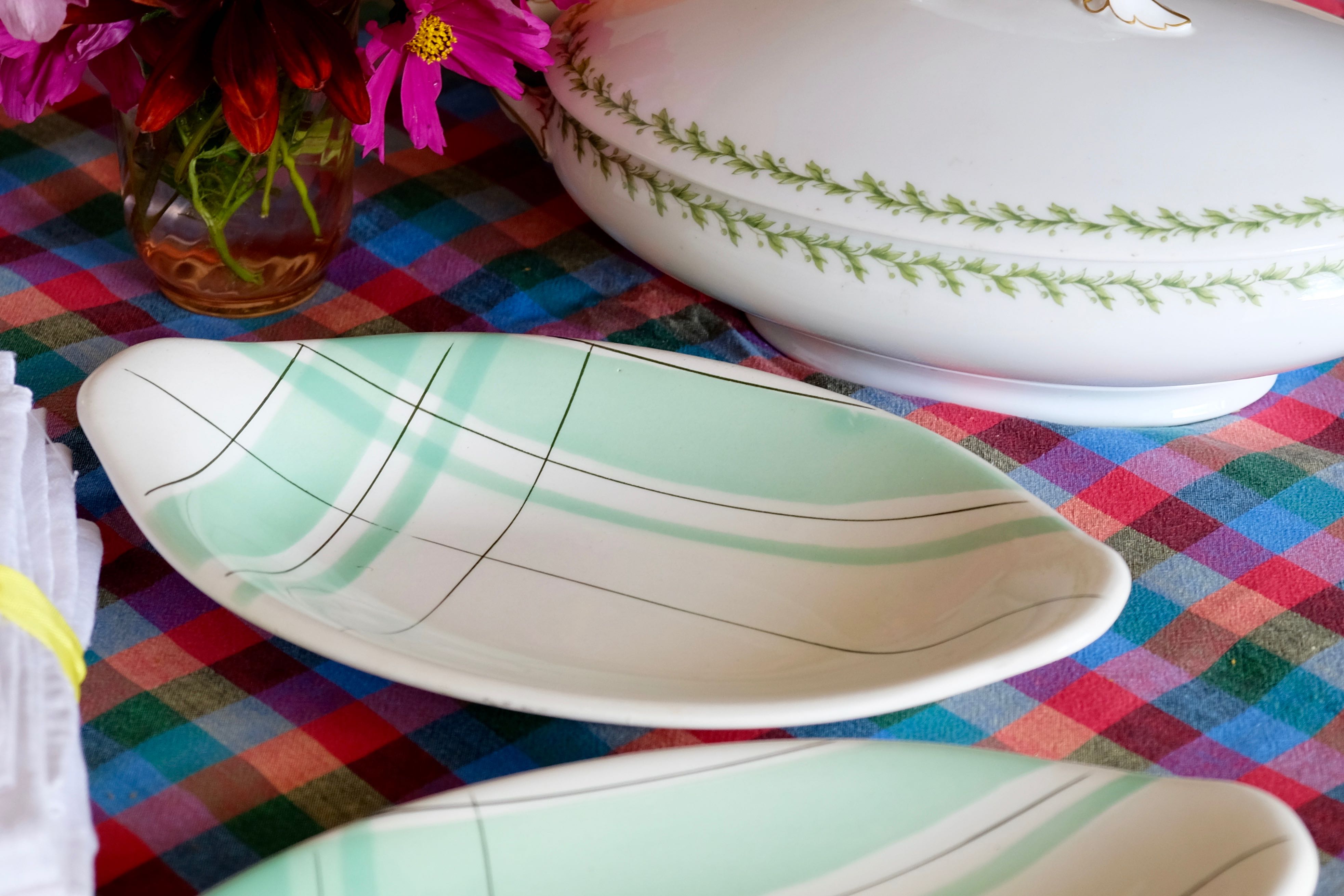 Ravier Salins Montreal almond green1950