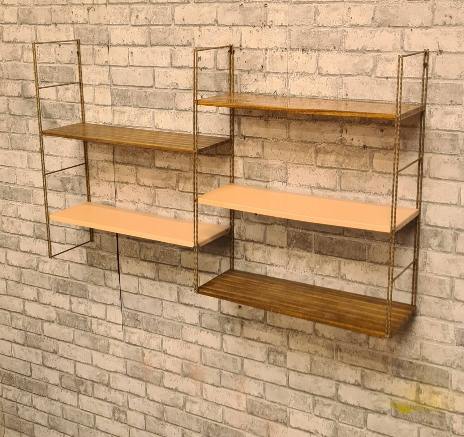 Vintage metal shelf. 85x58x17