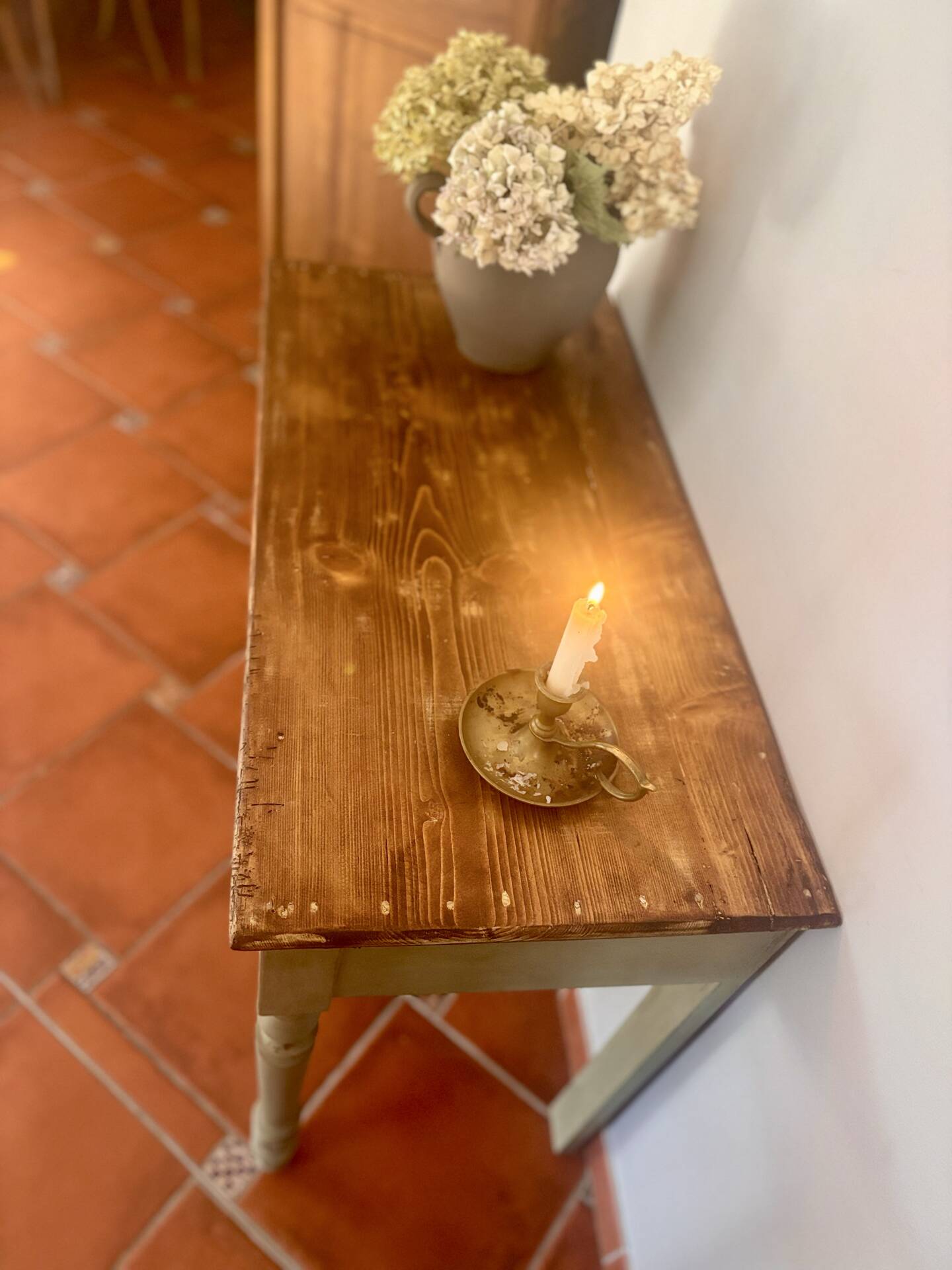 Old patinated wooden console – French country spirit, turned legs.