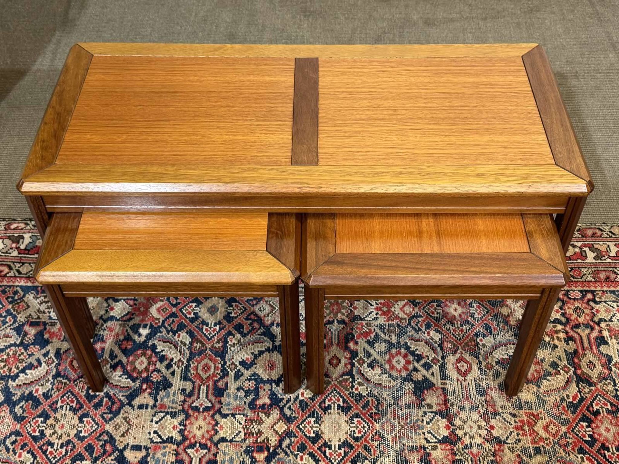 Set of 3 nesting tables in teak from the 1970s.