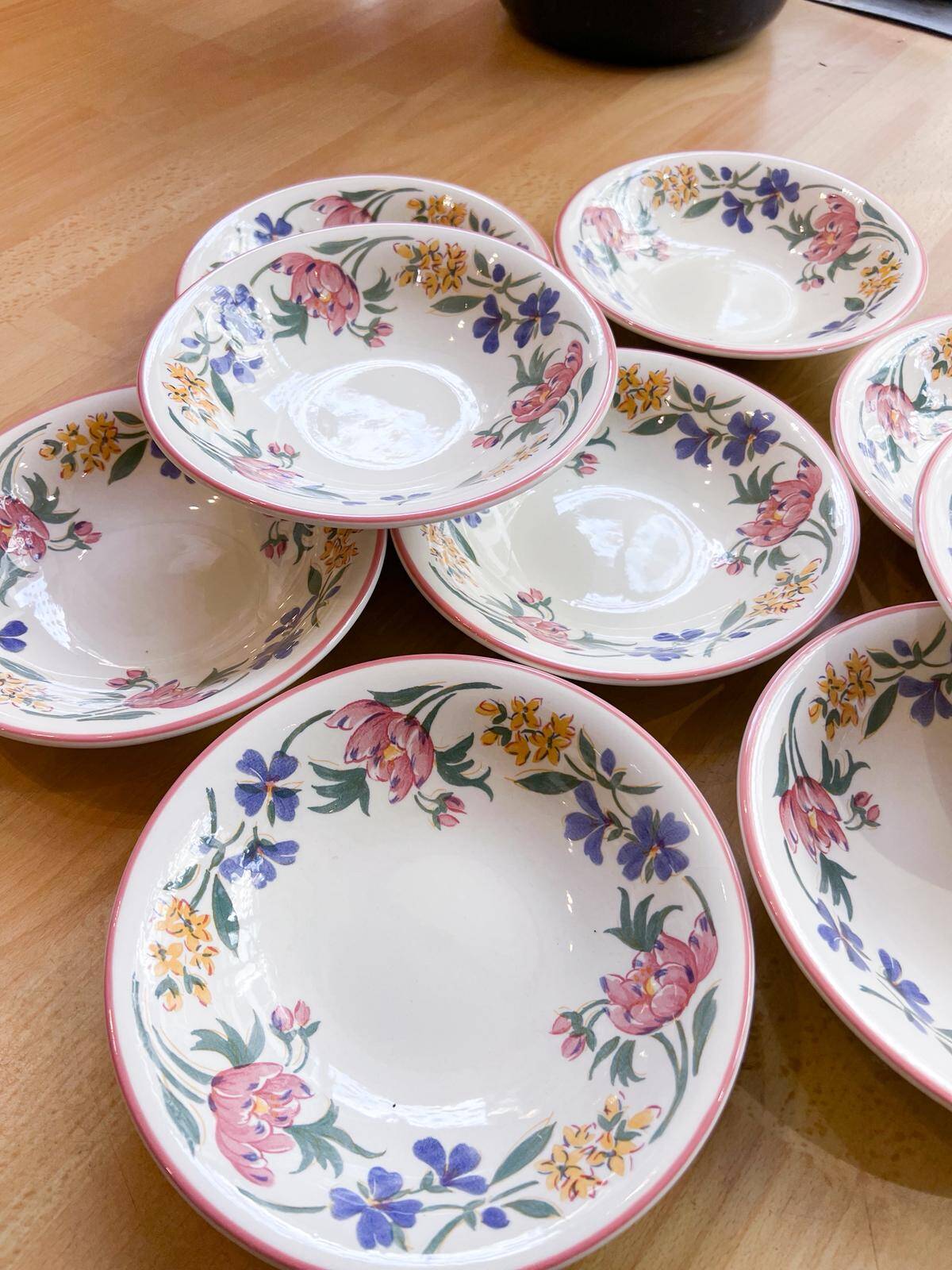 10 deep plates Staffordshire - England