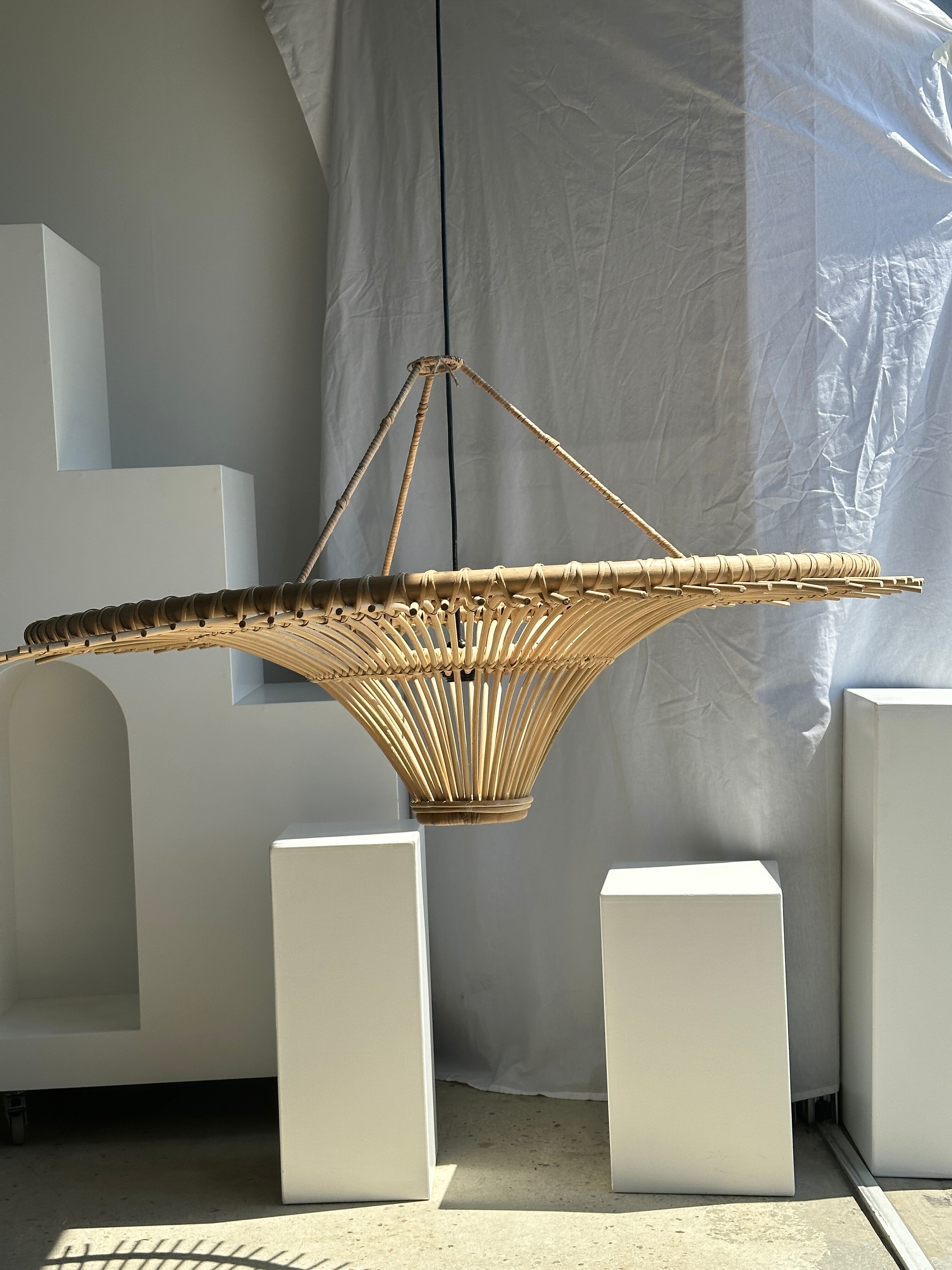 Suspension rattan saucer iron frame D:120 H:60