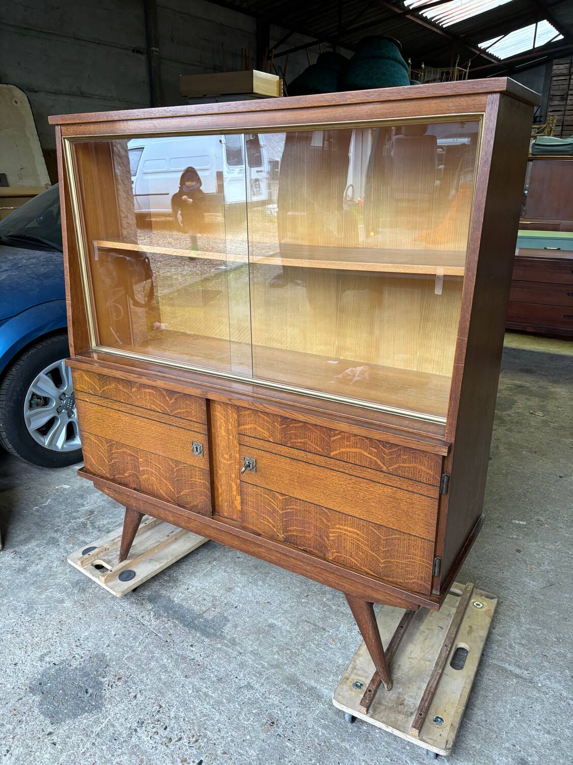 Vintage display cabinet compass legs 1950