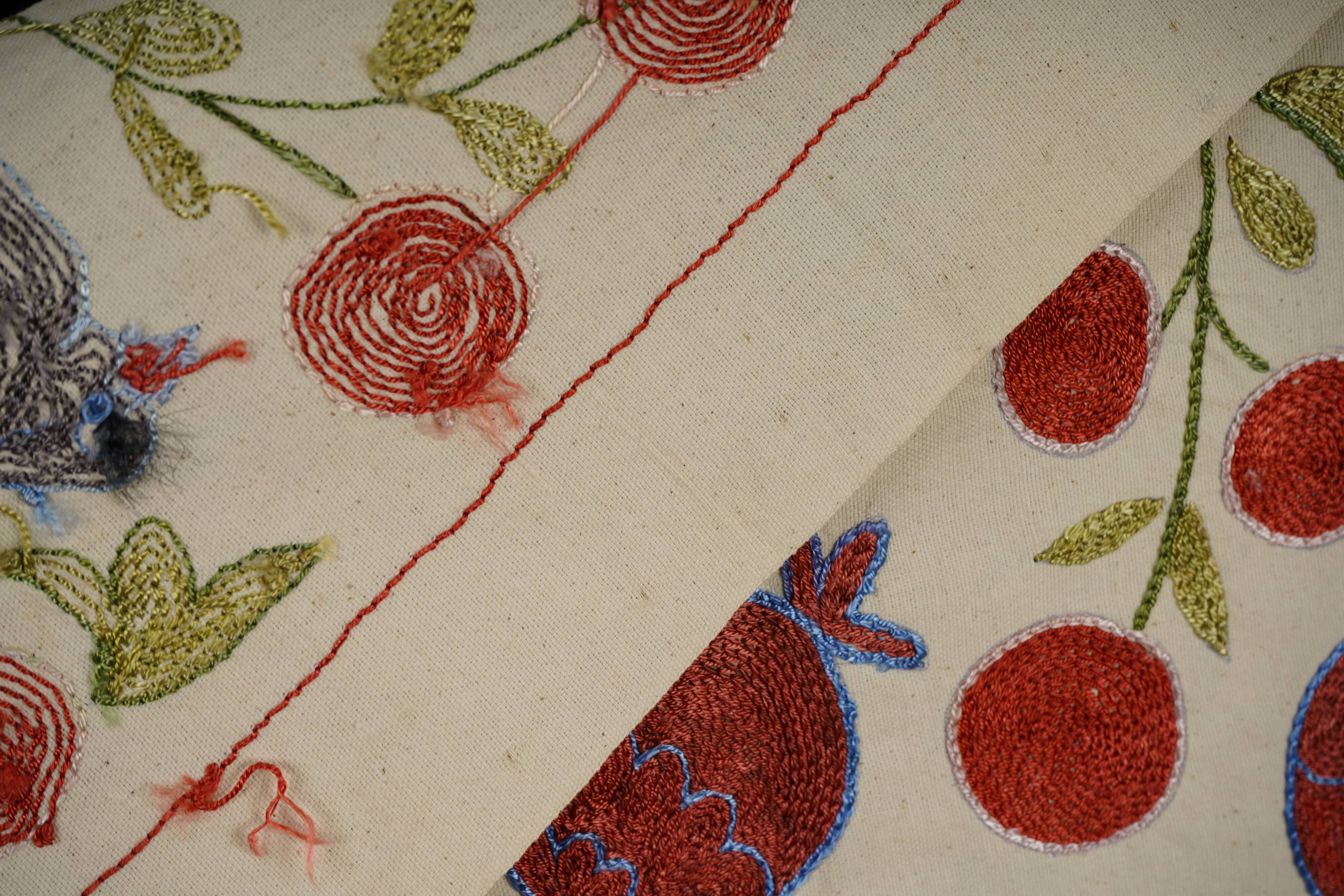 Vintage Turkish rug hand-knotted 50x91cm