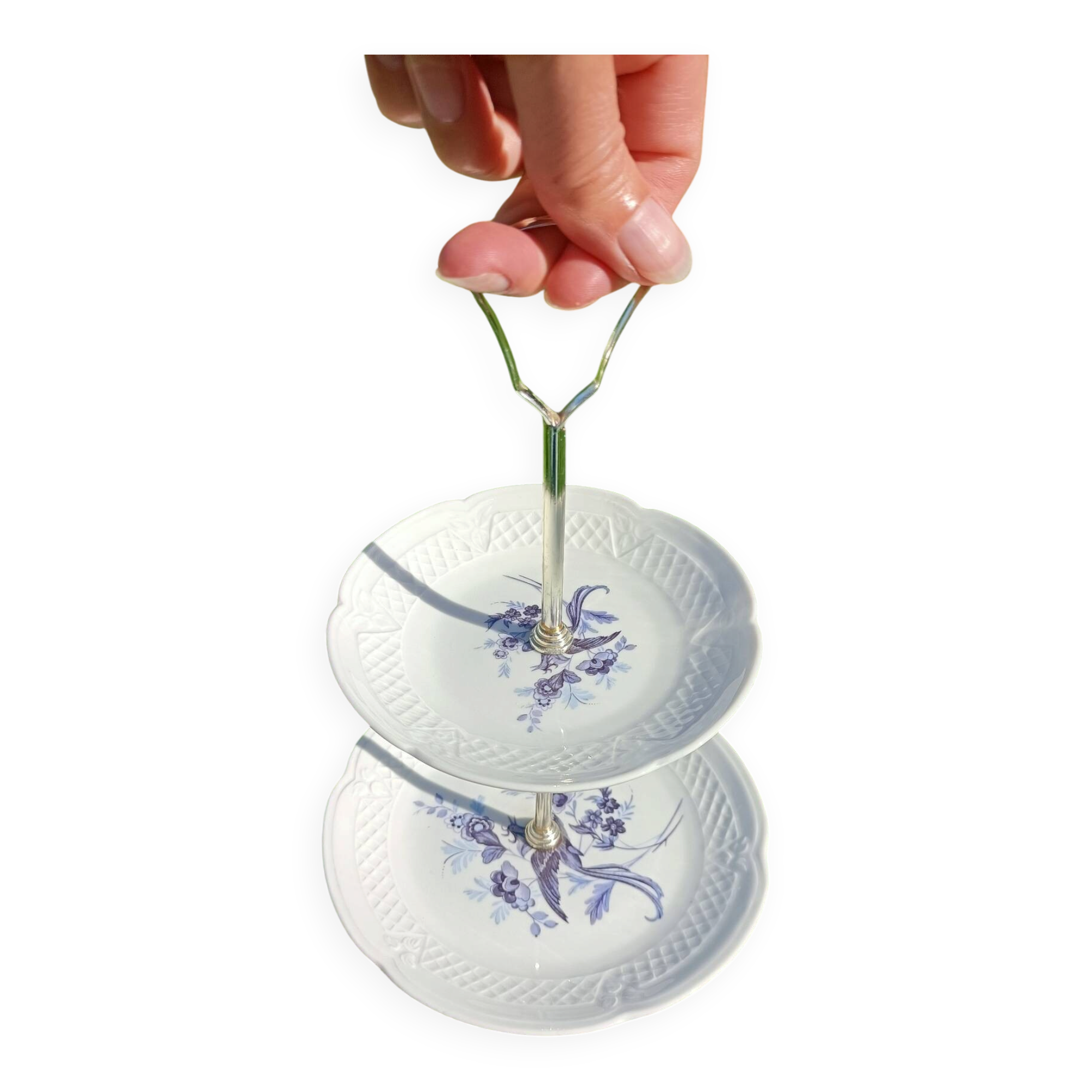 Berry cake stand