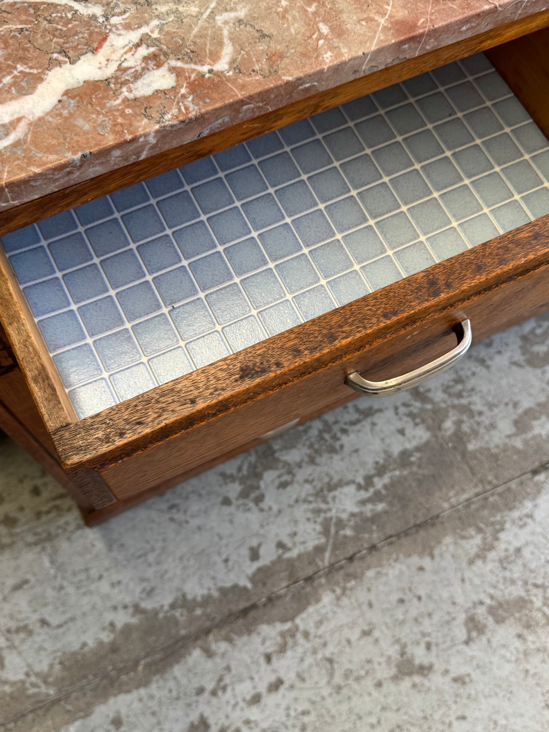 Commode en marbre