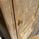 Armoire bonnetière parisienne