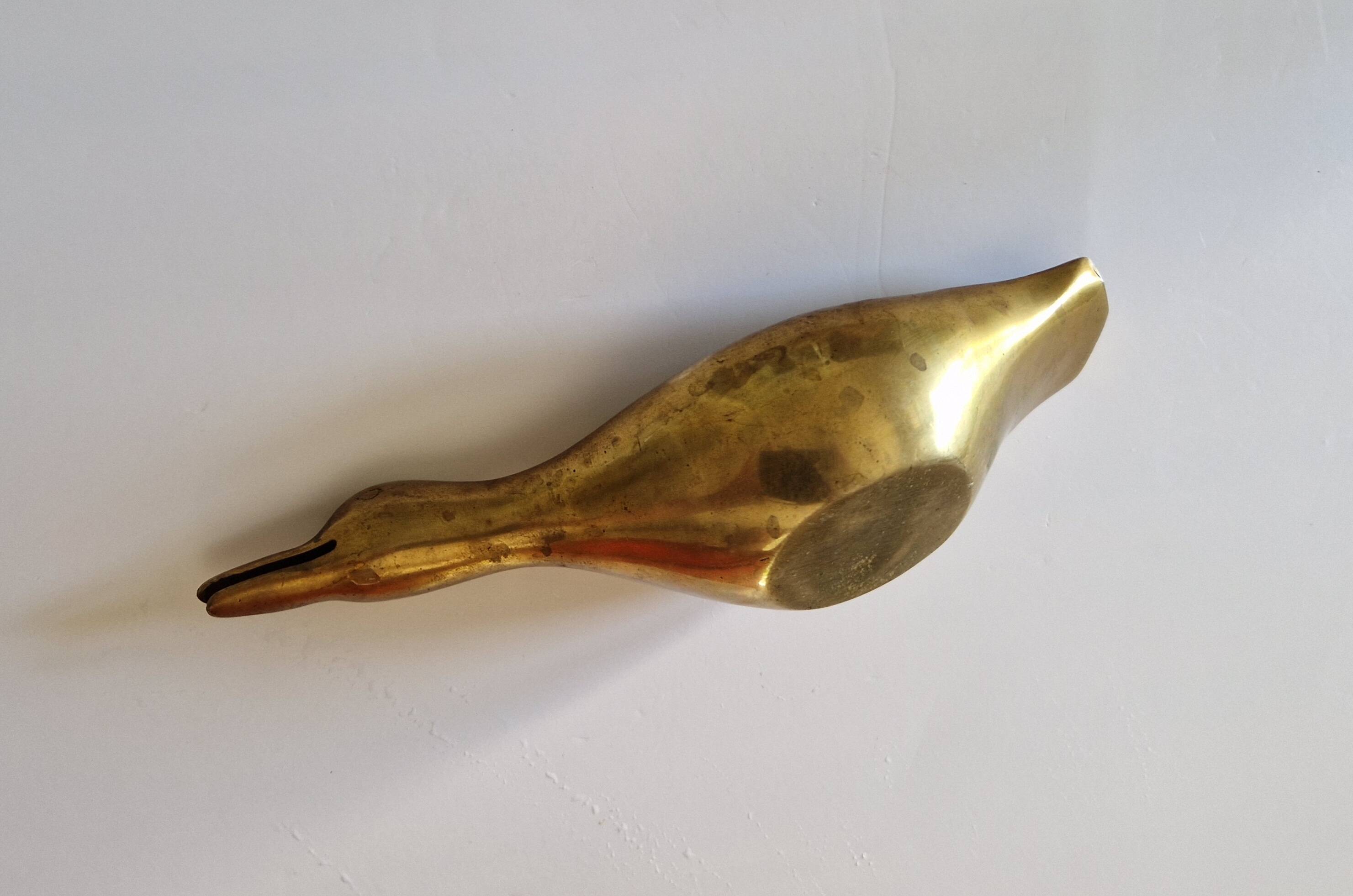 Sculptural ashtray in solid brass, France, 1970.