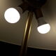 Lampadaire en laiton double éclairage