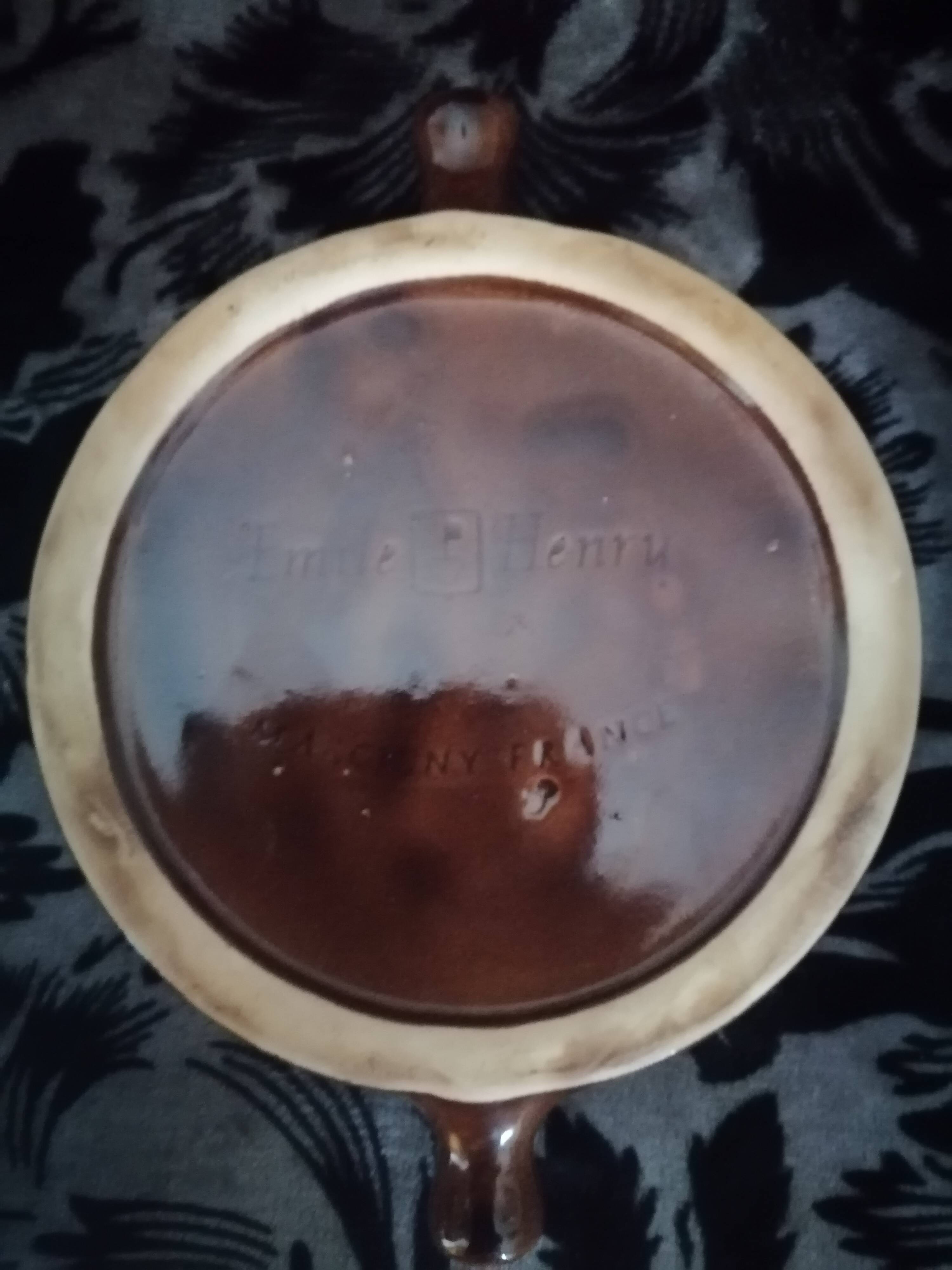 Set of 2 ceramic snail dishes