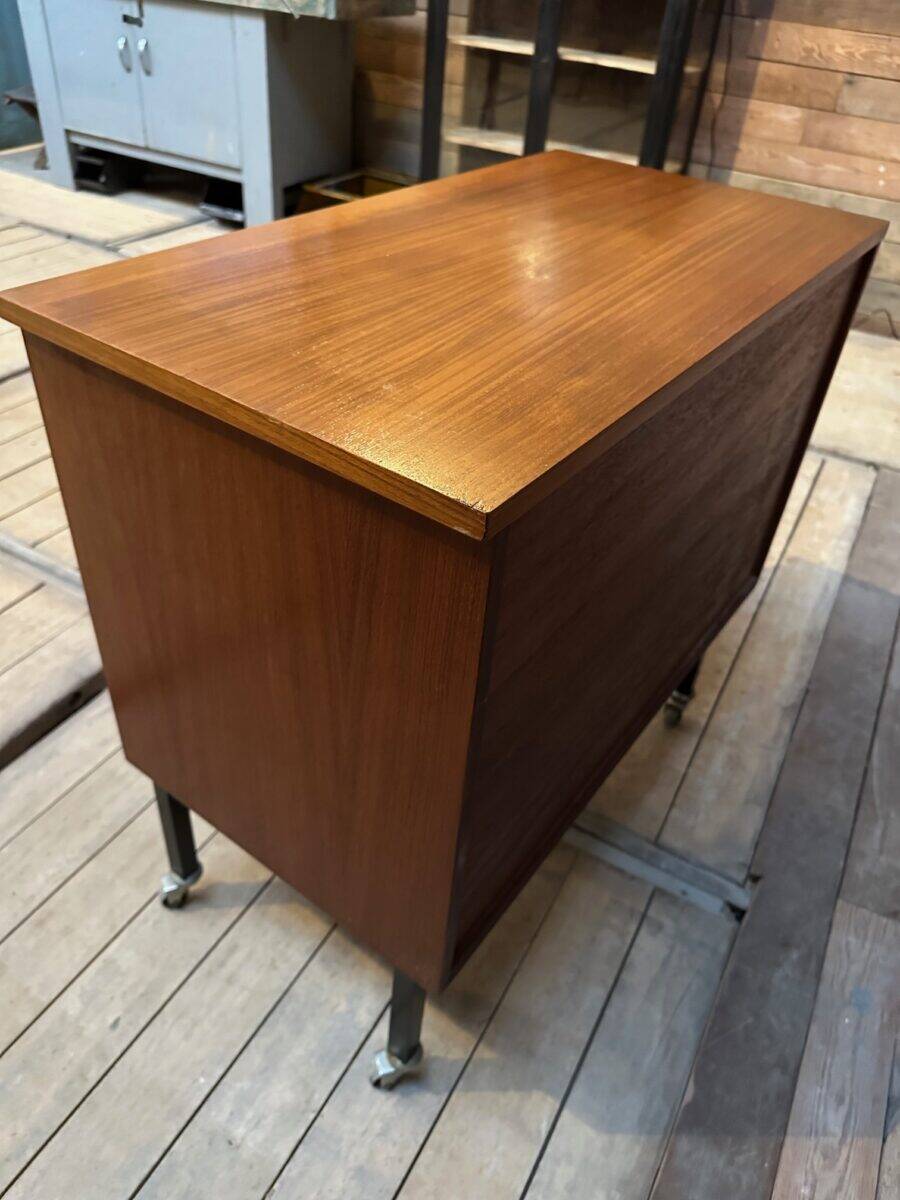 Meuble d’appoint années 60