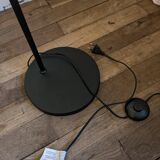 Petal floor lamp