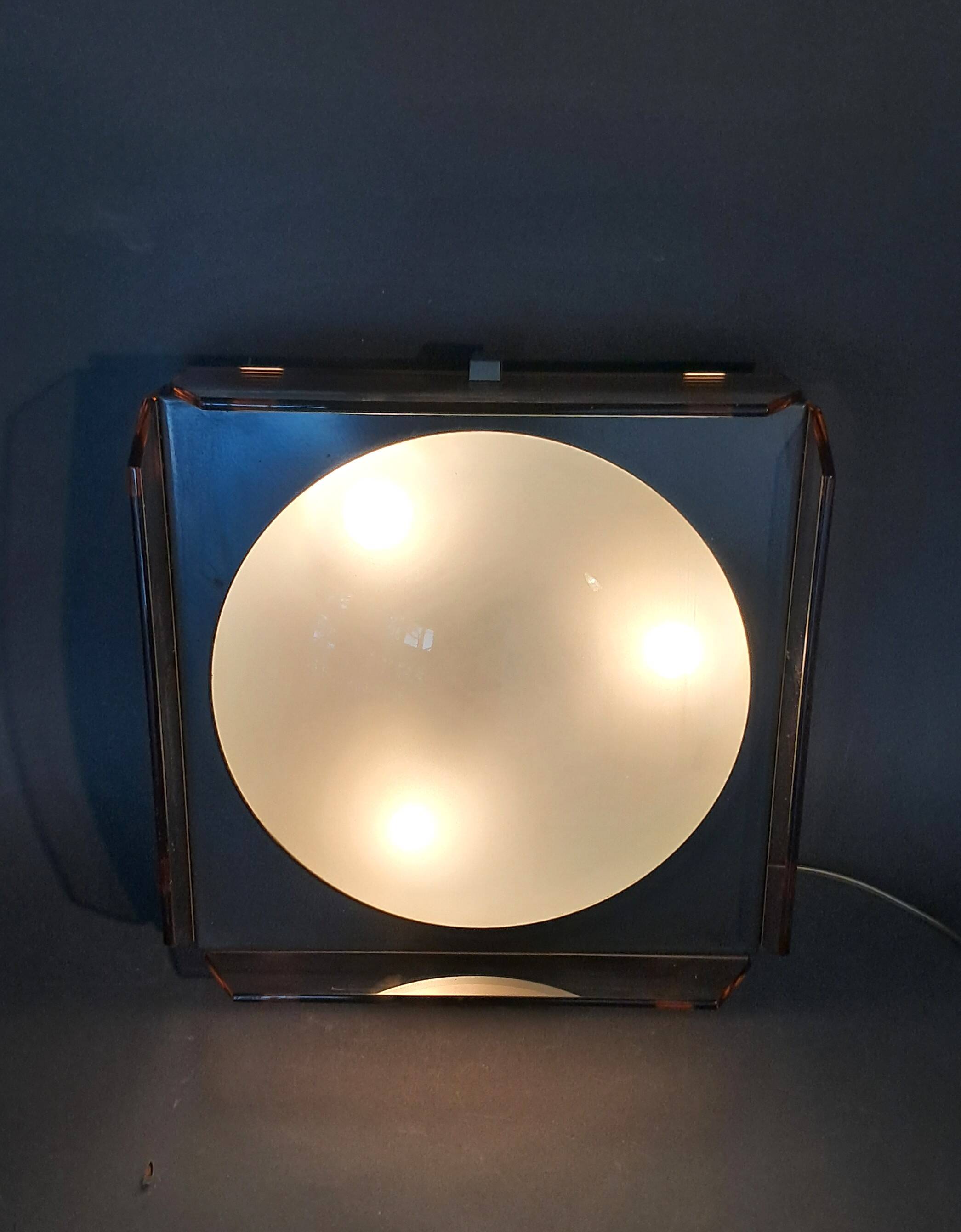 Fontana Arte wall/ceiling light for Veca 1970.