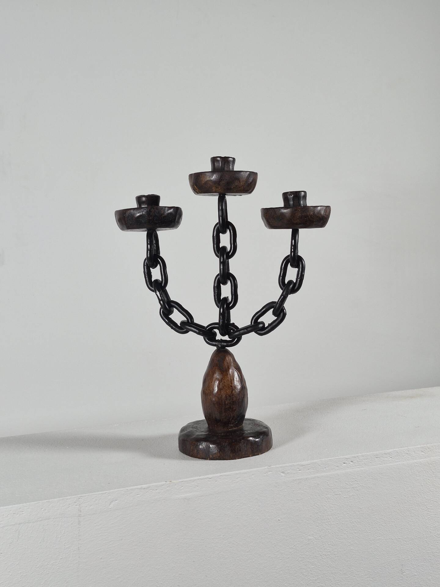 Vintage brutalist chain decor candleholder spain
