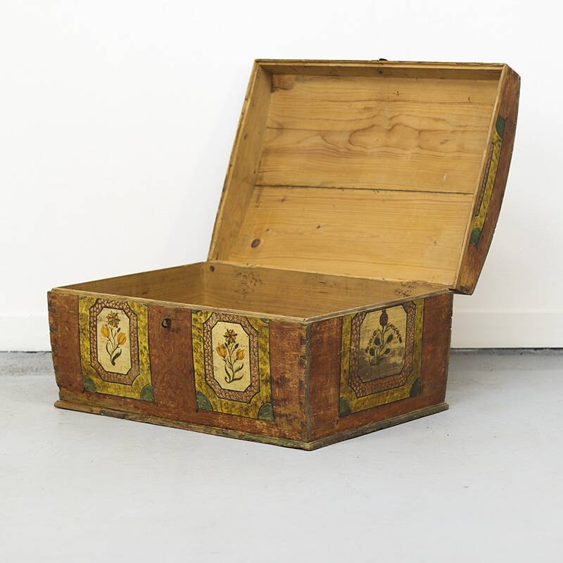 Antique Folk Art Painted bridal chest