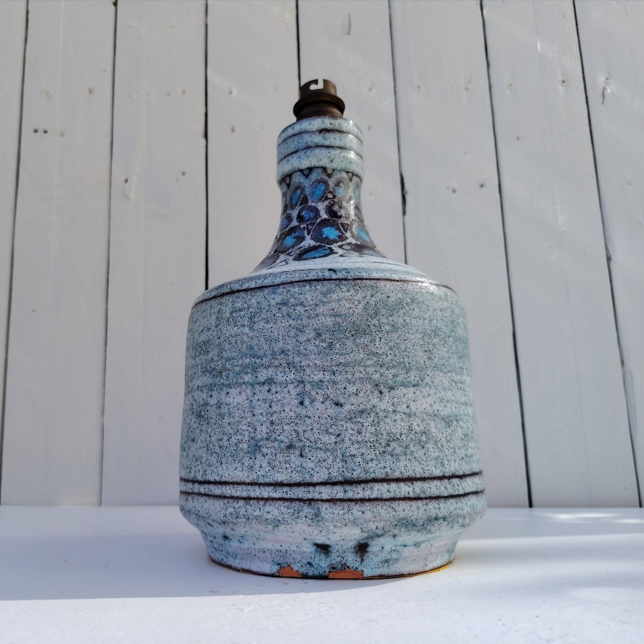 Ceramic lamp base by Danuta Le Hénaff