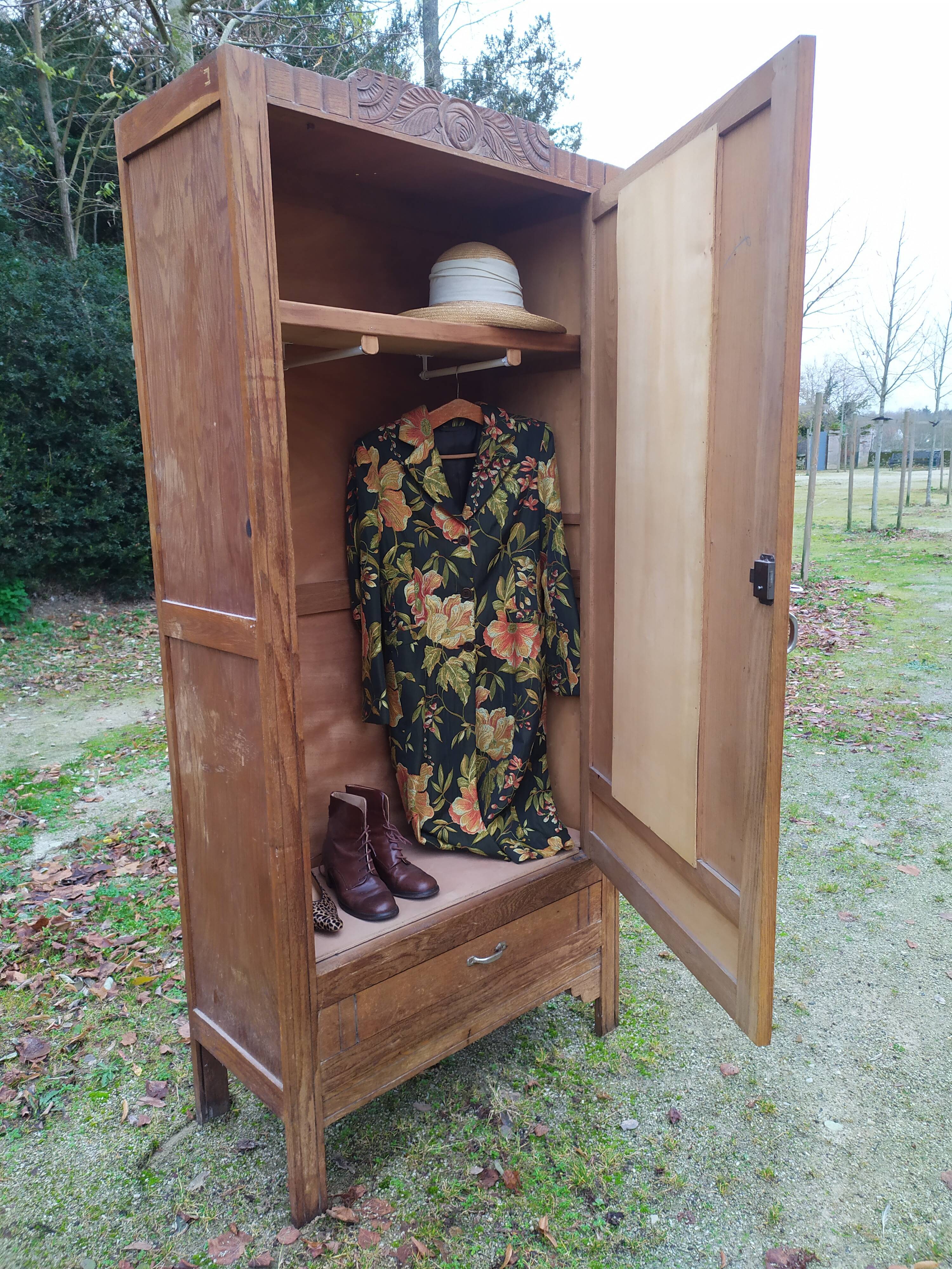 Armoire parisienne art déco