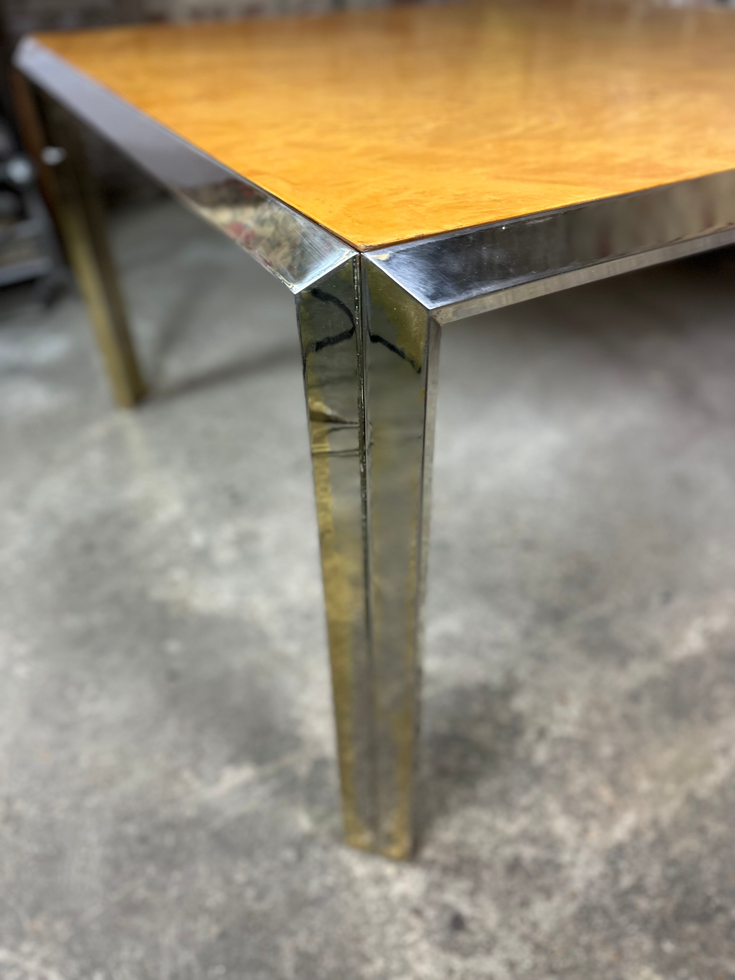 Square table vintage 70 Italian metal moiré and elm magnifying glass