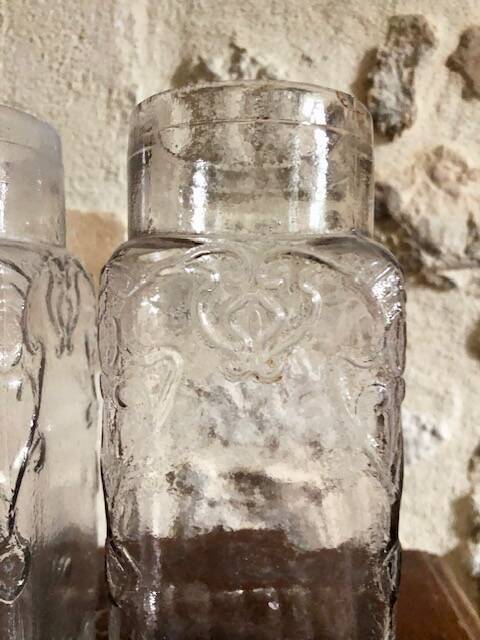 2 glass vases, 19th century.