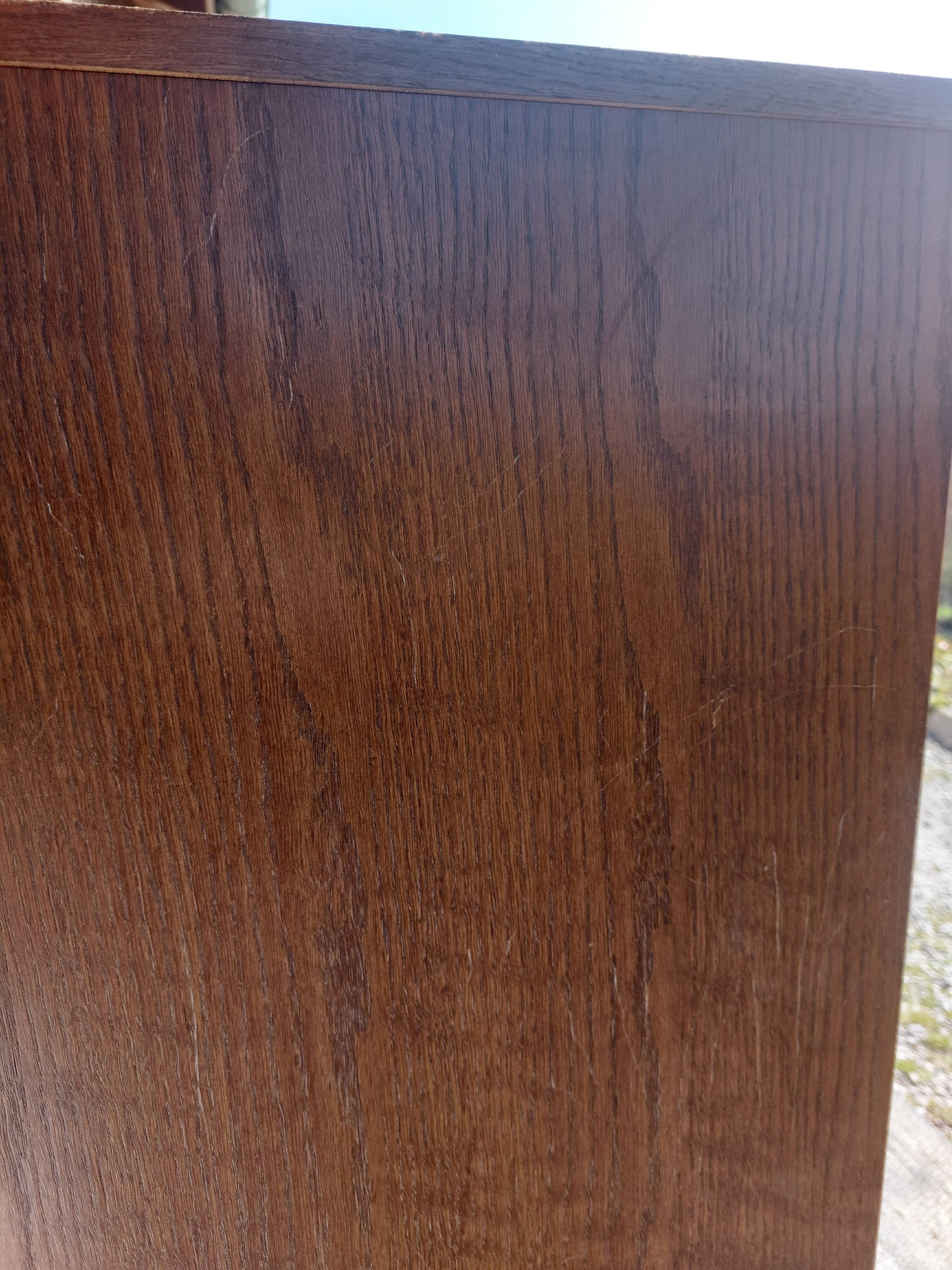 Double curtain filing cabinet