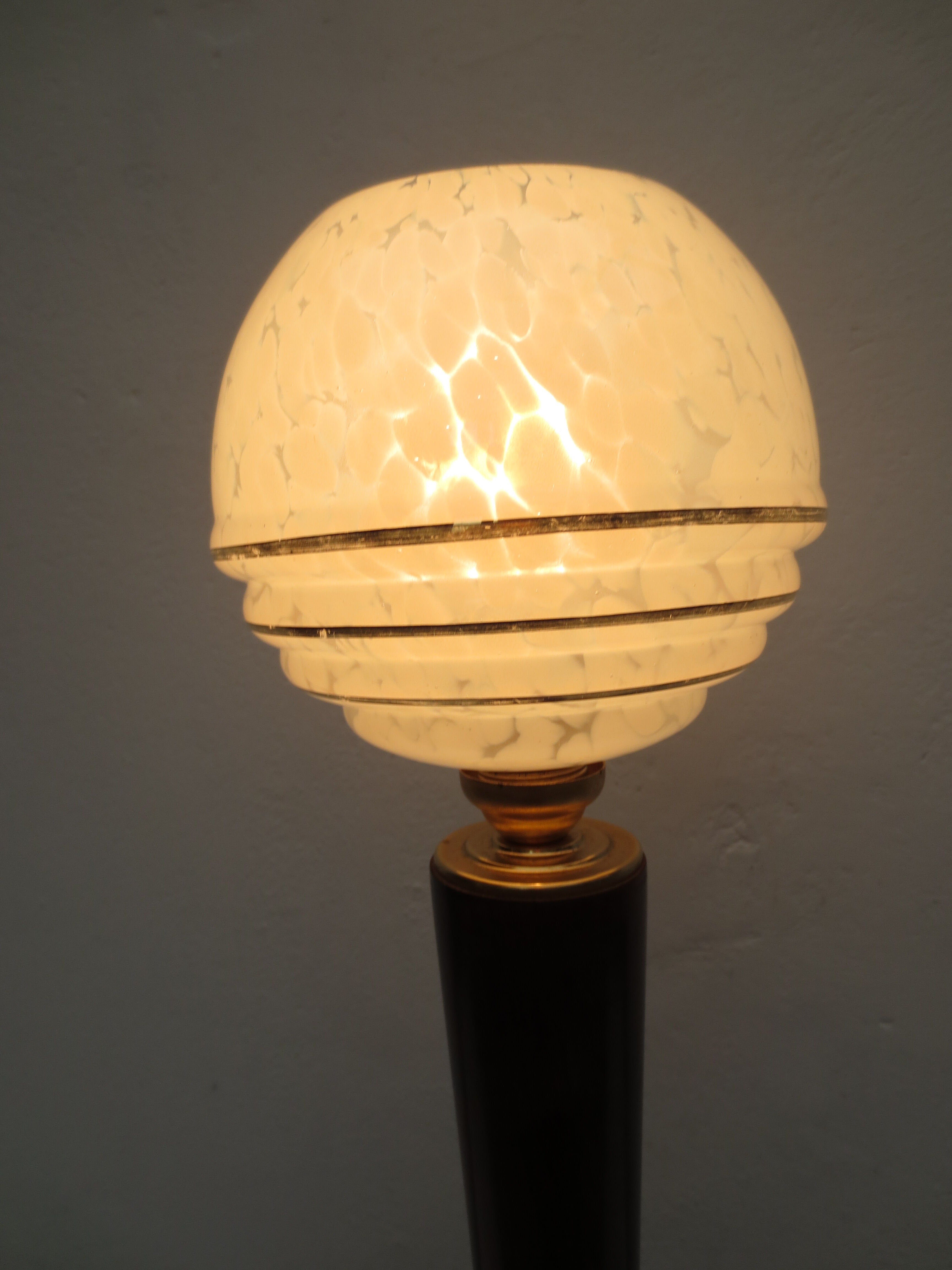 Art deco table lamp