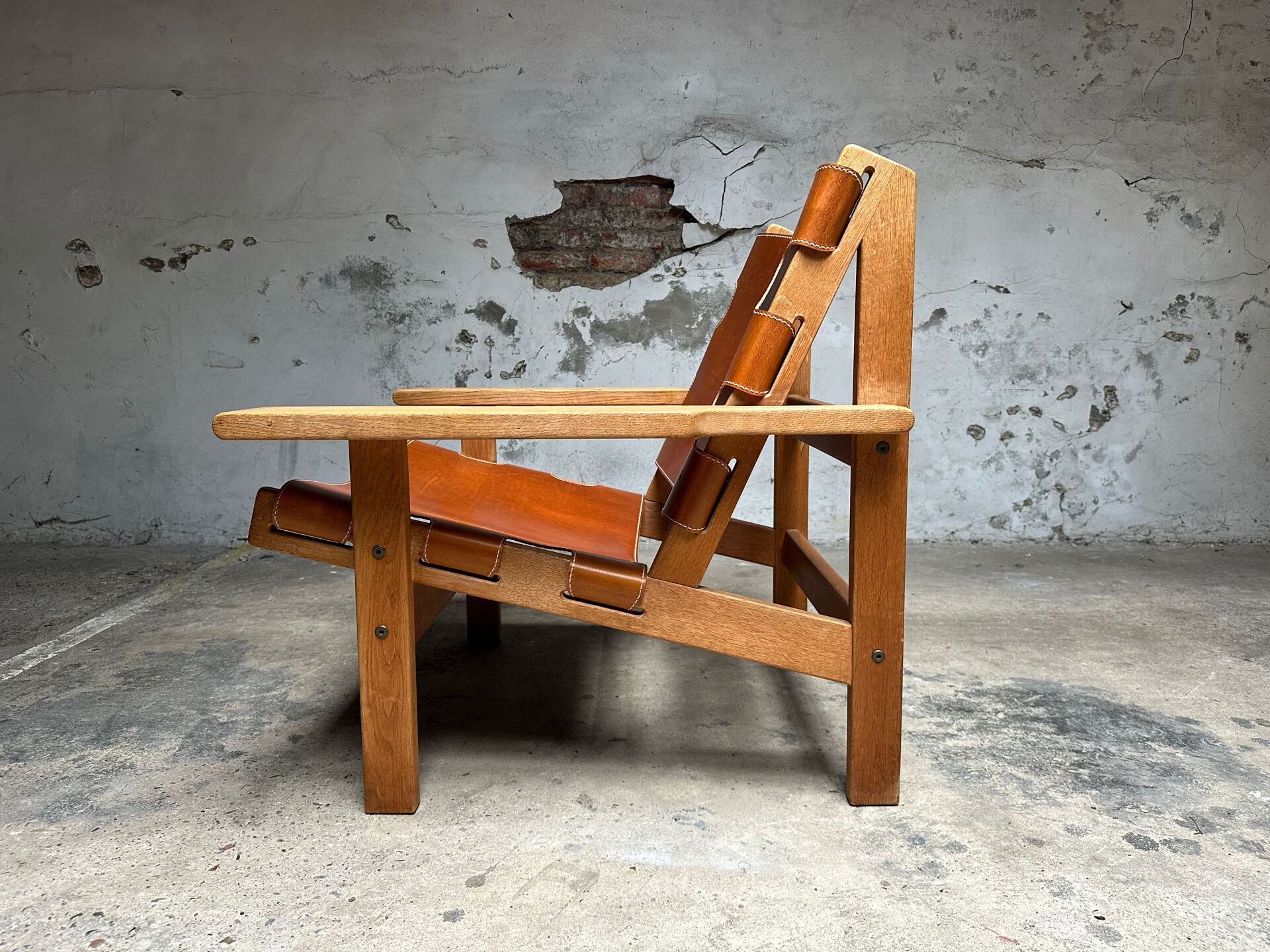 Fauteuil de chasse Kurt Østervig design danois chêne cuir