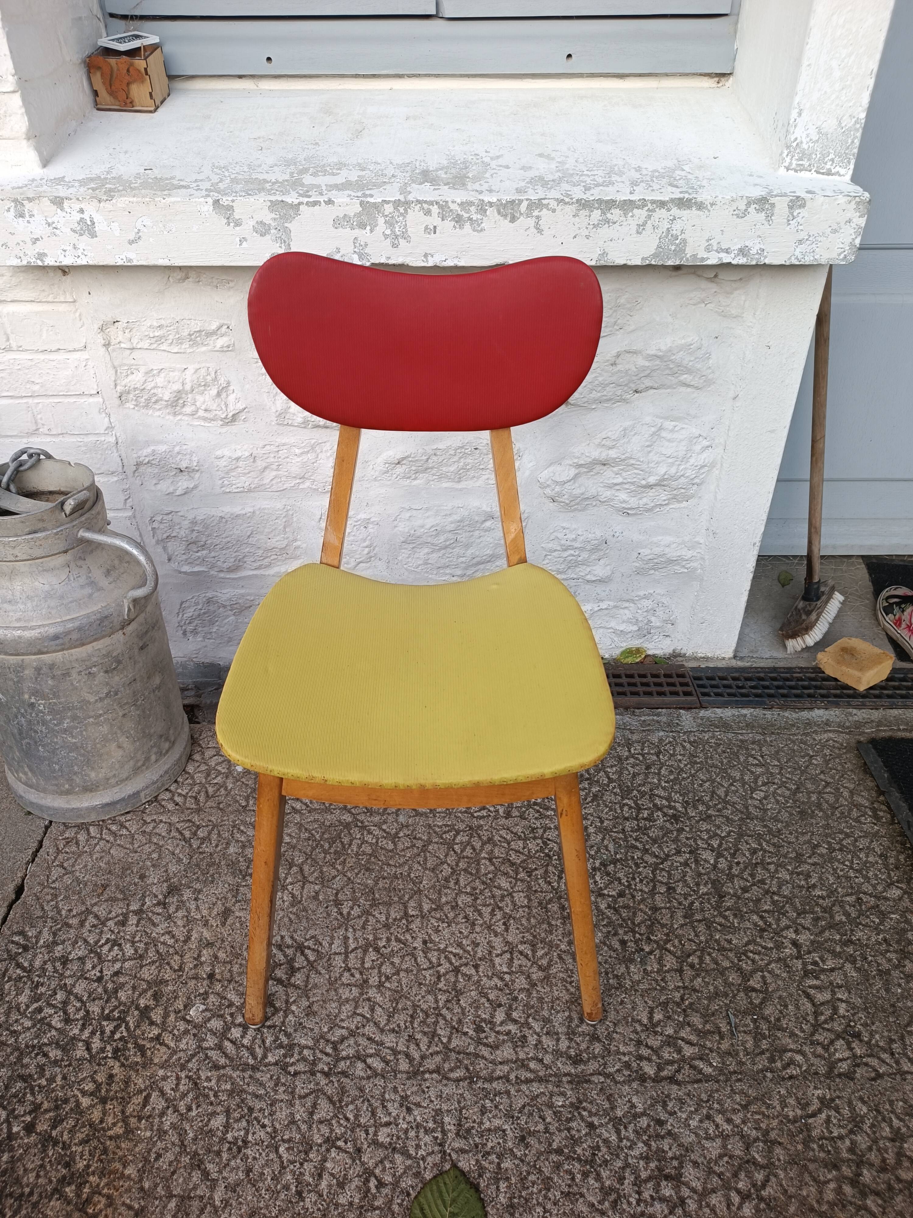 Set of 6 compass leg chairs – colored seats