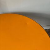Table basse, desserte tripode en métal jaune par Tord Bjorklund pour Ikea, vers 1980