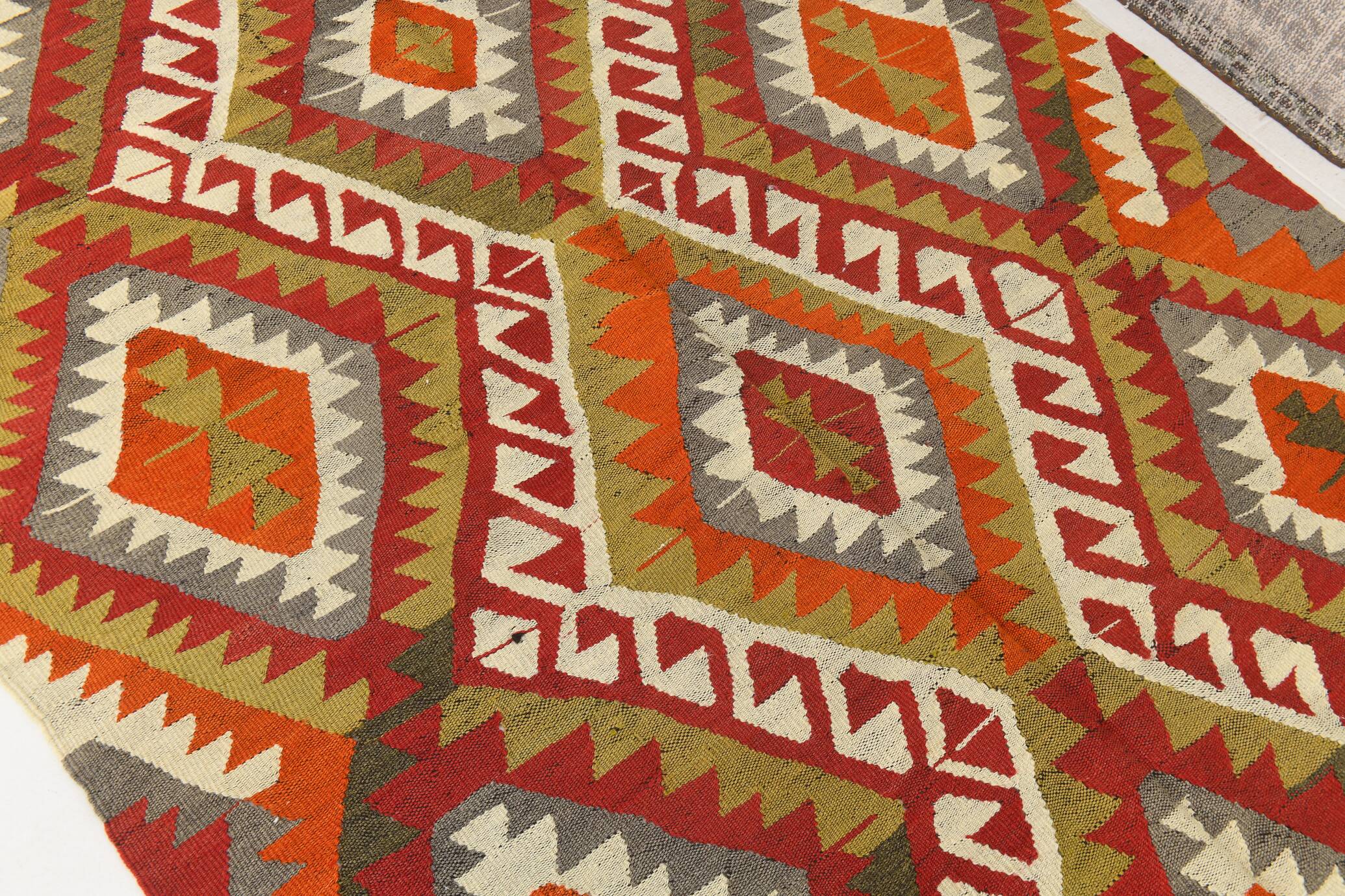 Red & Green Tribal Handmade Turkish Kilim Rug, 163x316Cm
