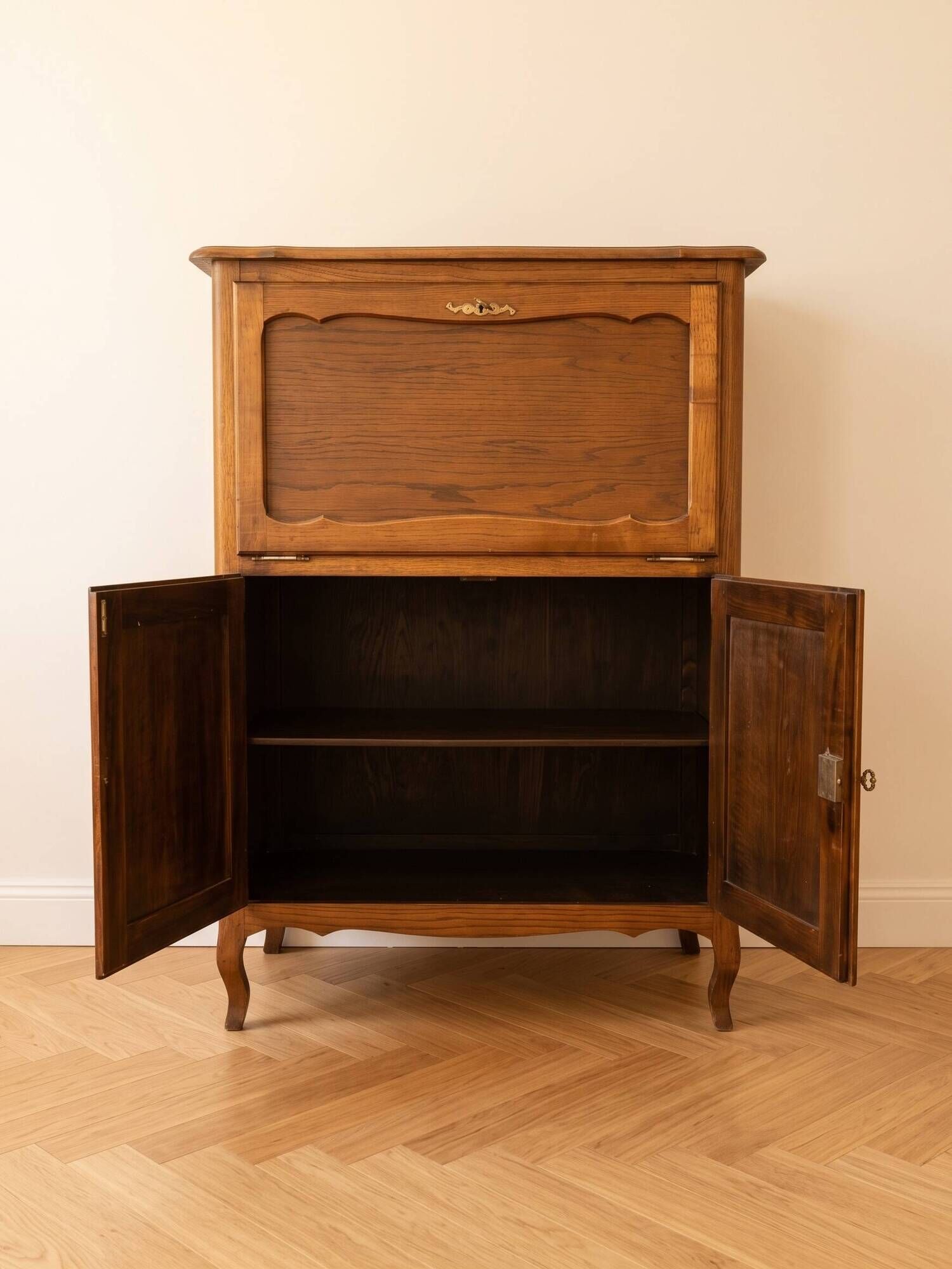 Louis XV drop-leaf secretary in solid oak