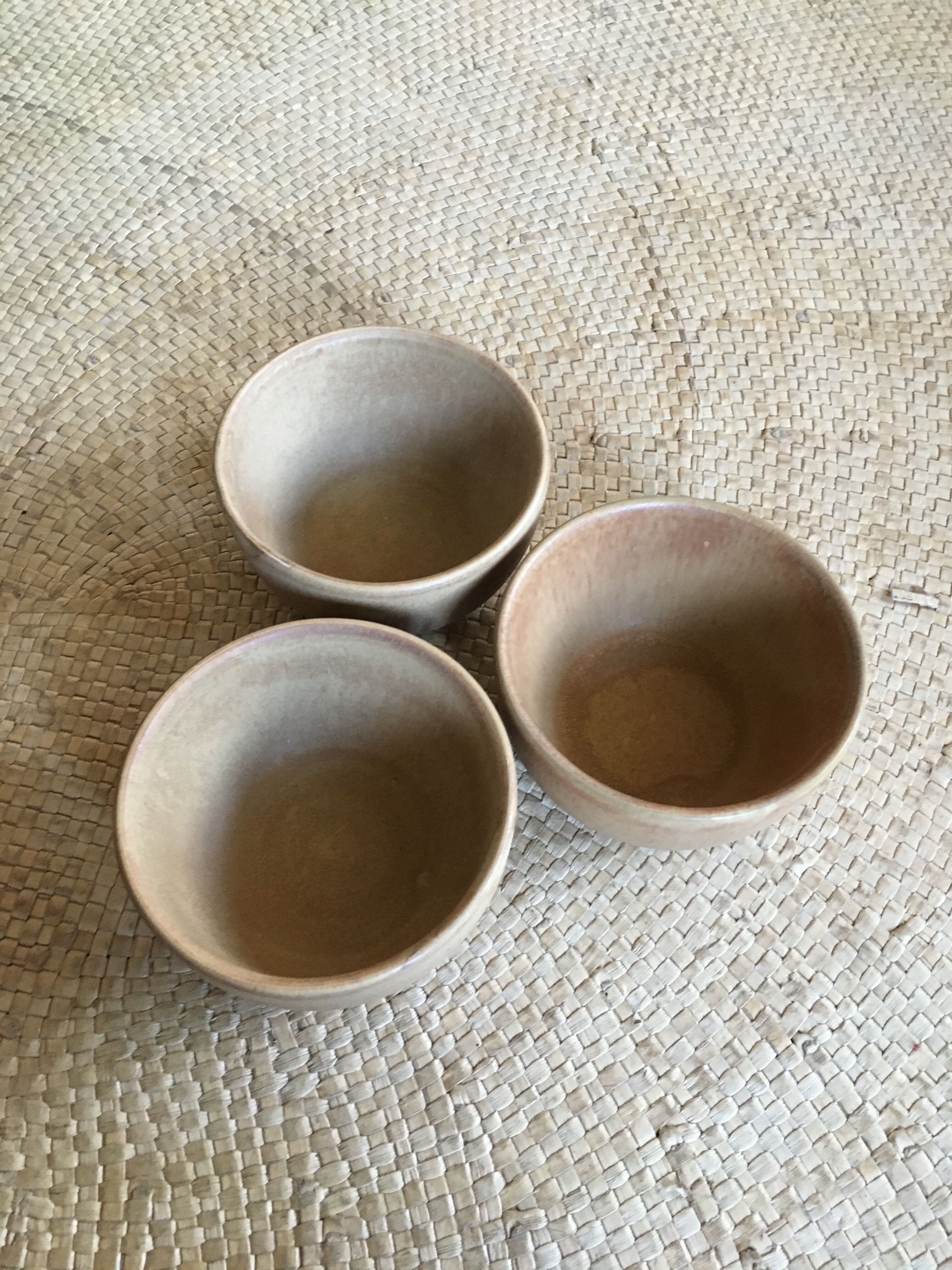 Series of 3 sandstone bowls