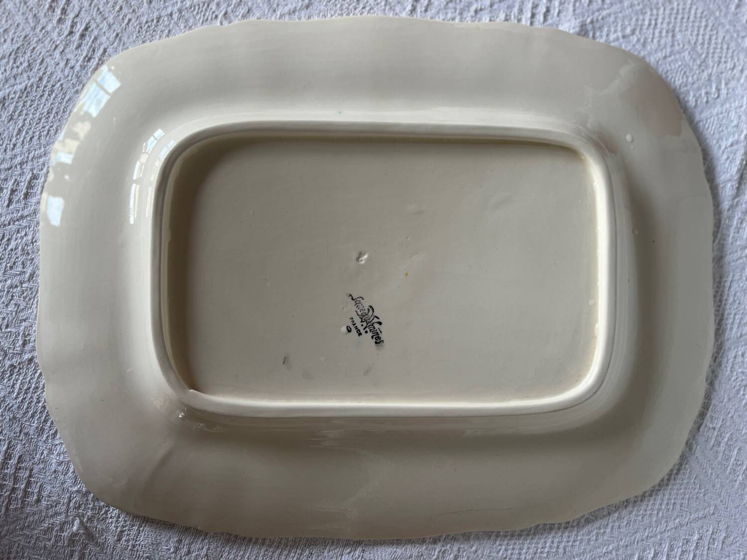 It's matte Sarreguemines ivory