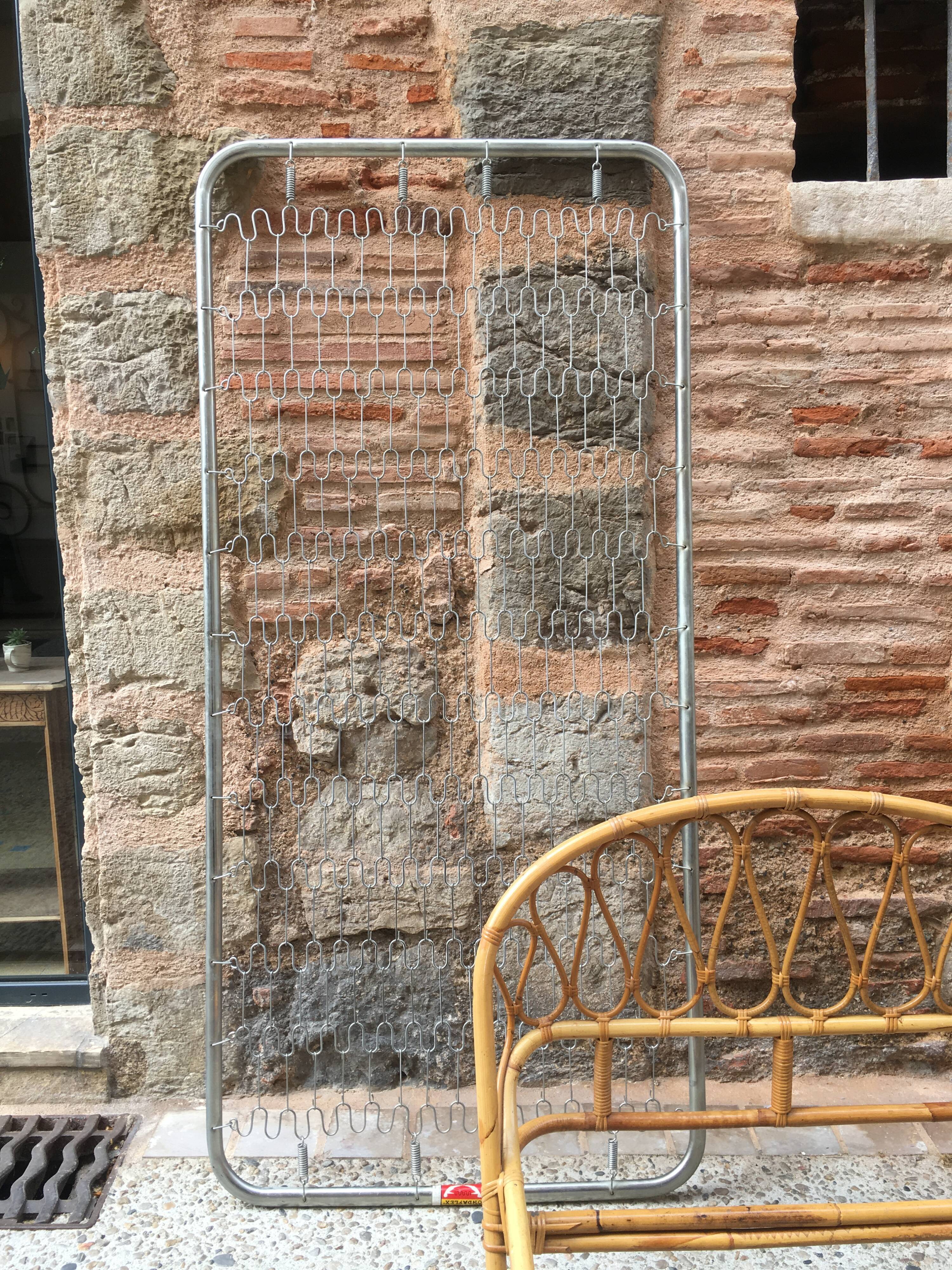 1-seat rattan basket bed