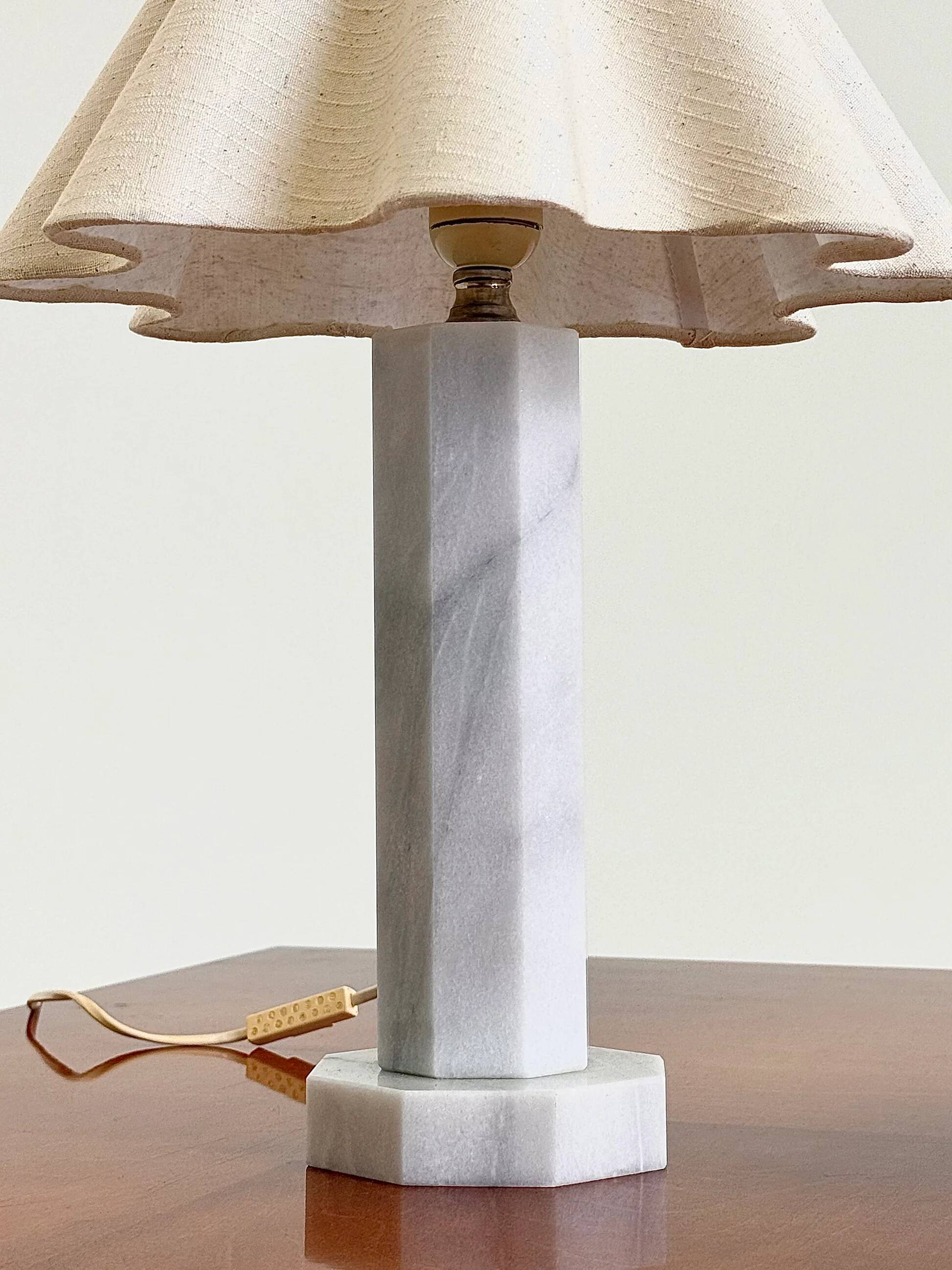 Vintage marble table lamp with linen shade