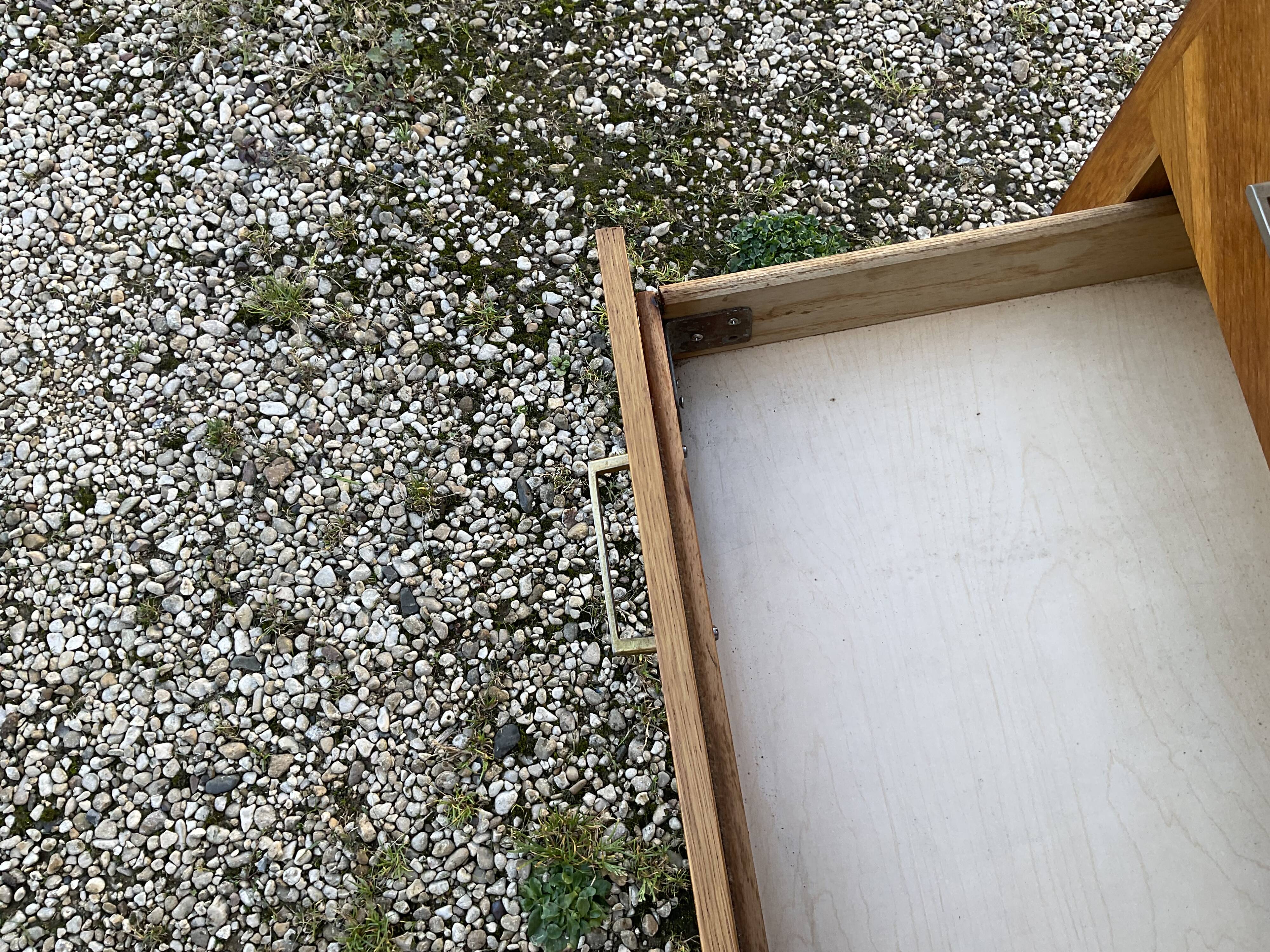 Vintage chest of drawers
