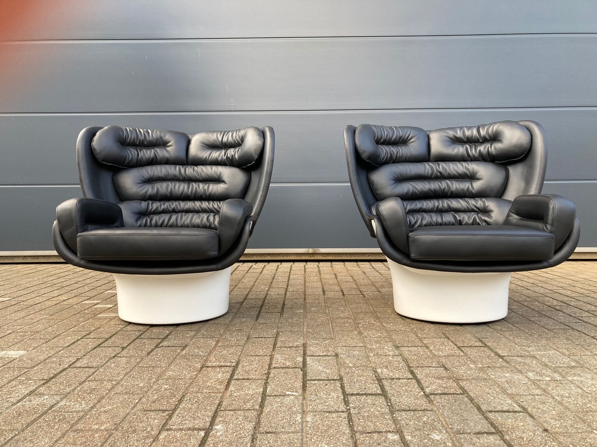 Joe Colombo Elda design armchair, Longhi edition