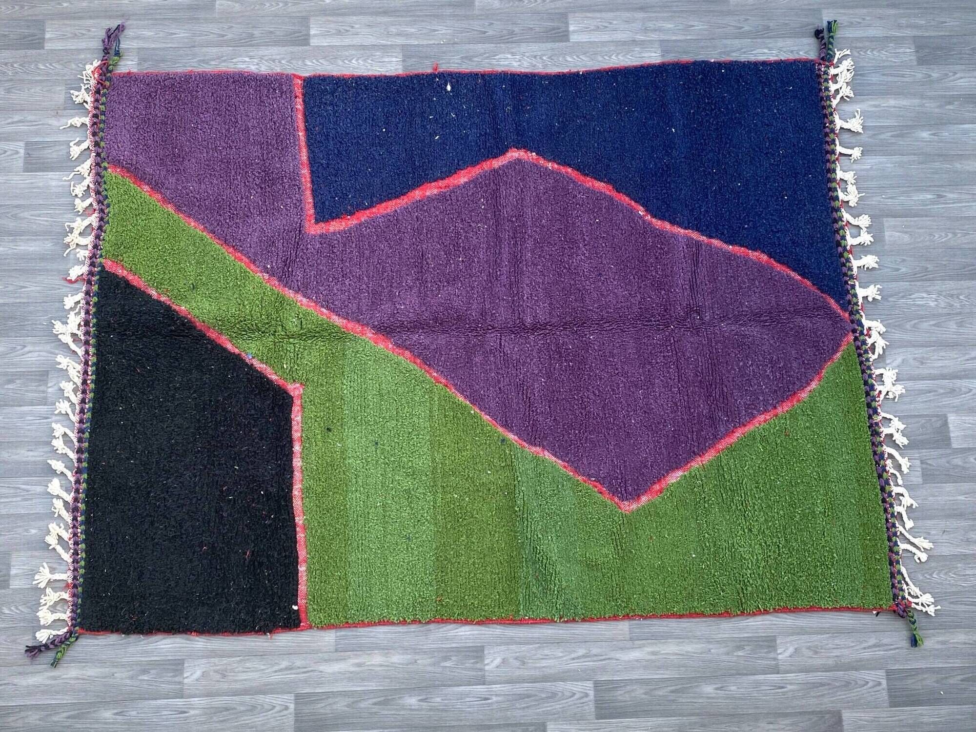 Tapis bérbere marocain décoré 200cmx300cm