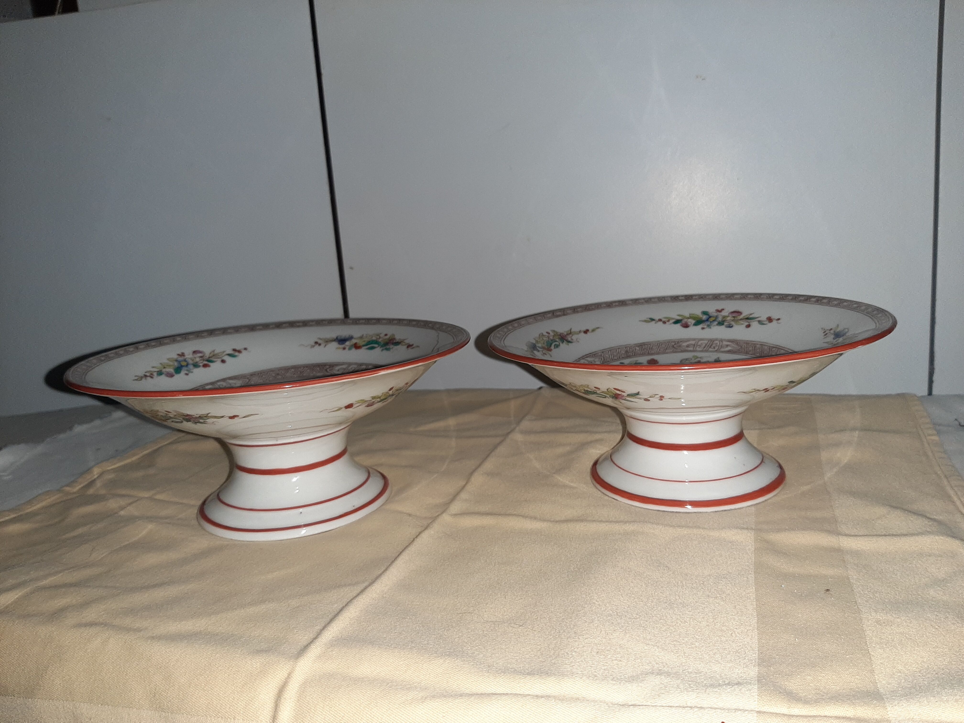 Paire de compotiers porcelaine fin 19ème